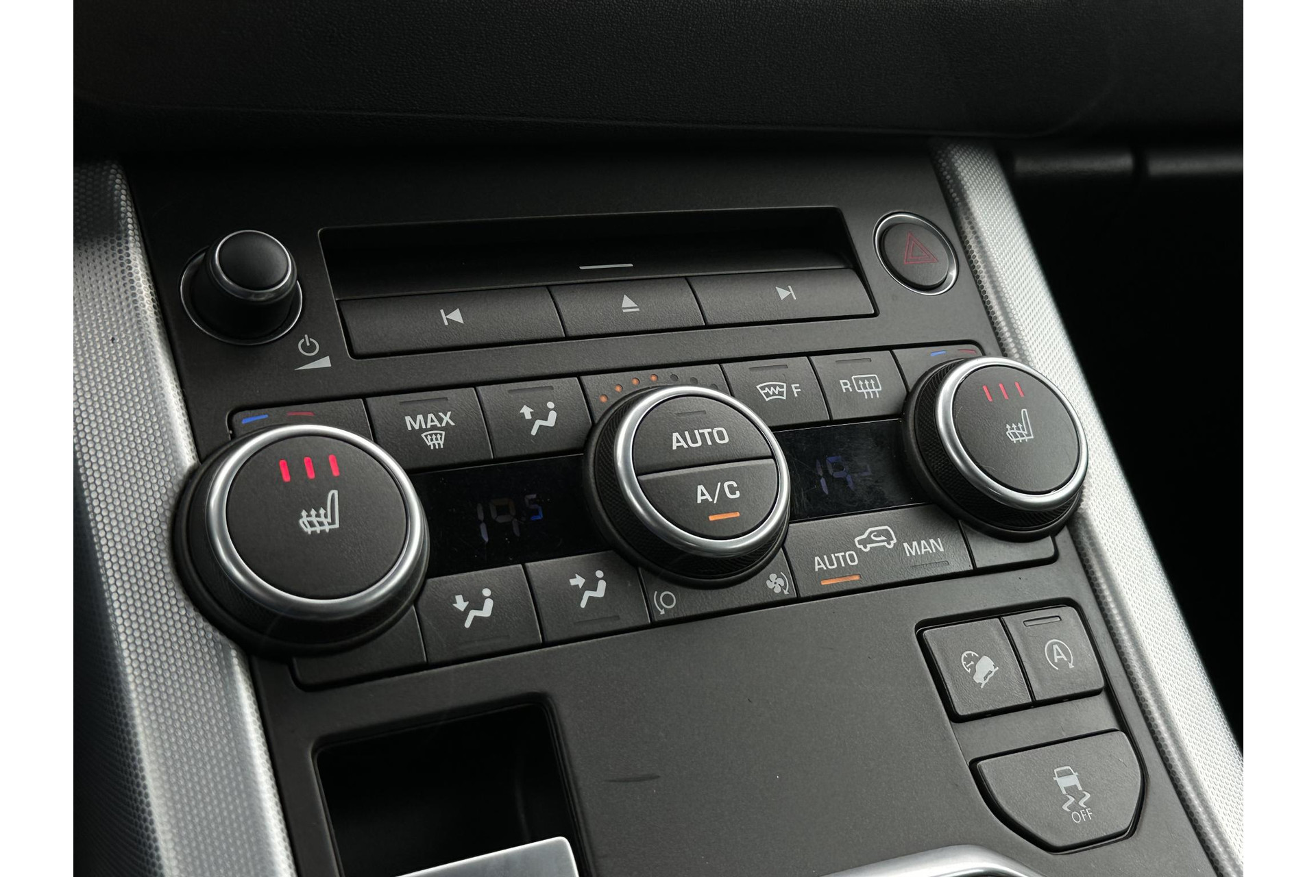 Land Rover Range Rover Evoque 2.0 Si4 HSE Dynamic 2016 Quartzite-JBC2162 (1AP) 28