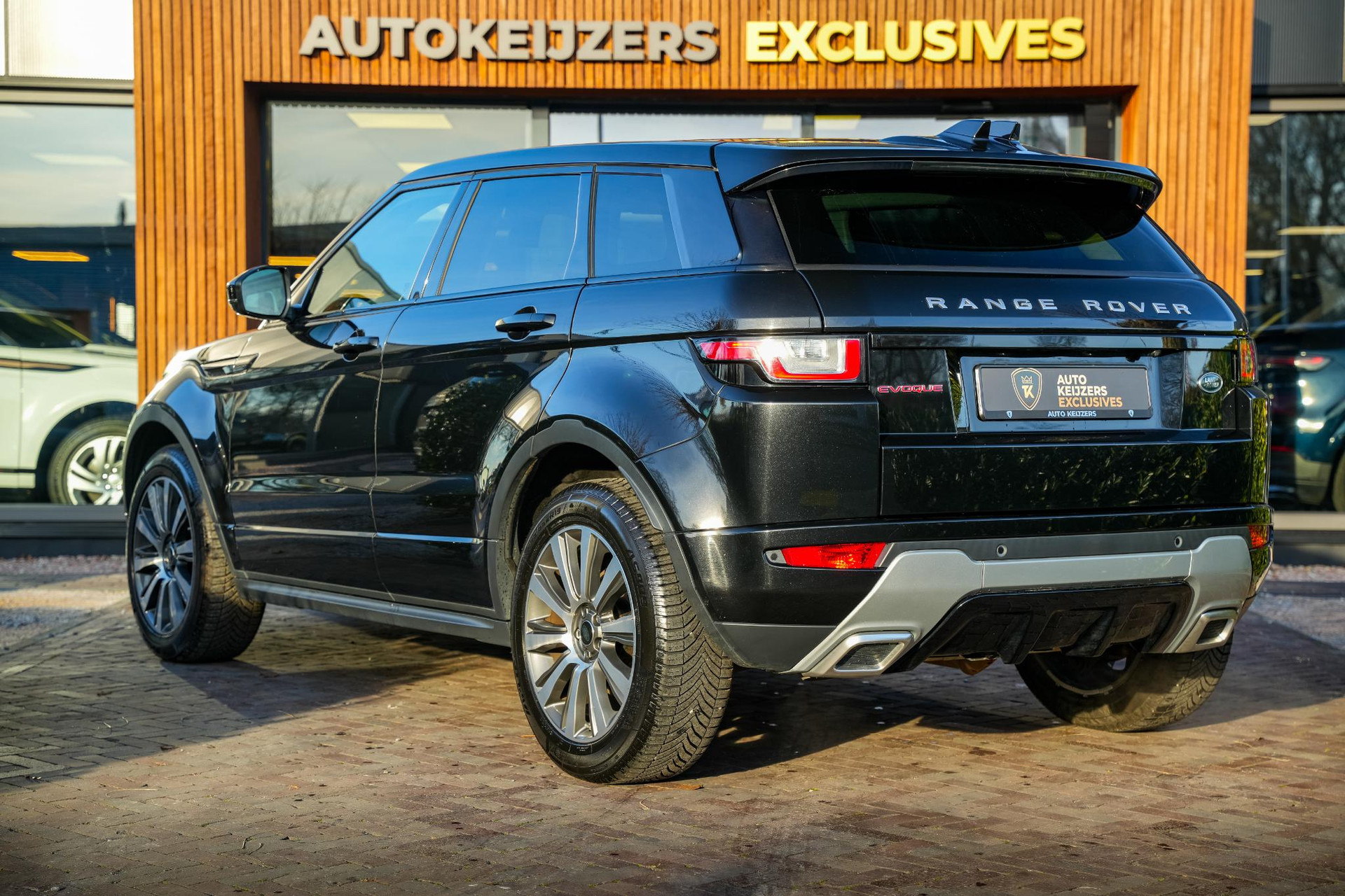 Land Rover Range Rover Evoque 2.0 Si4 HSE Dynamic 2018 Quartzite-JBC2162 (1AP) 7
