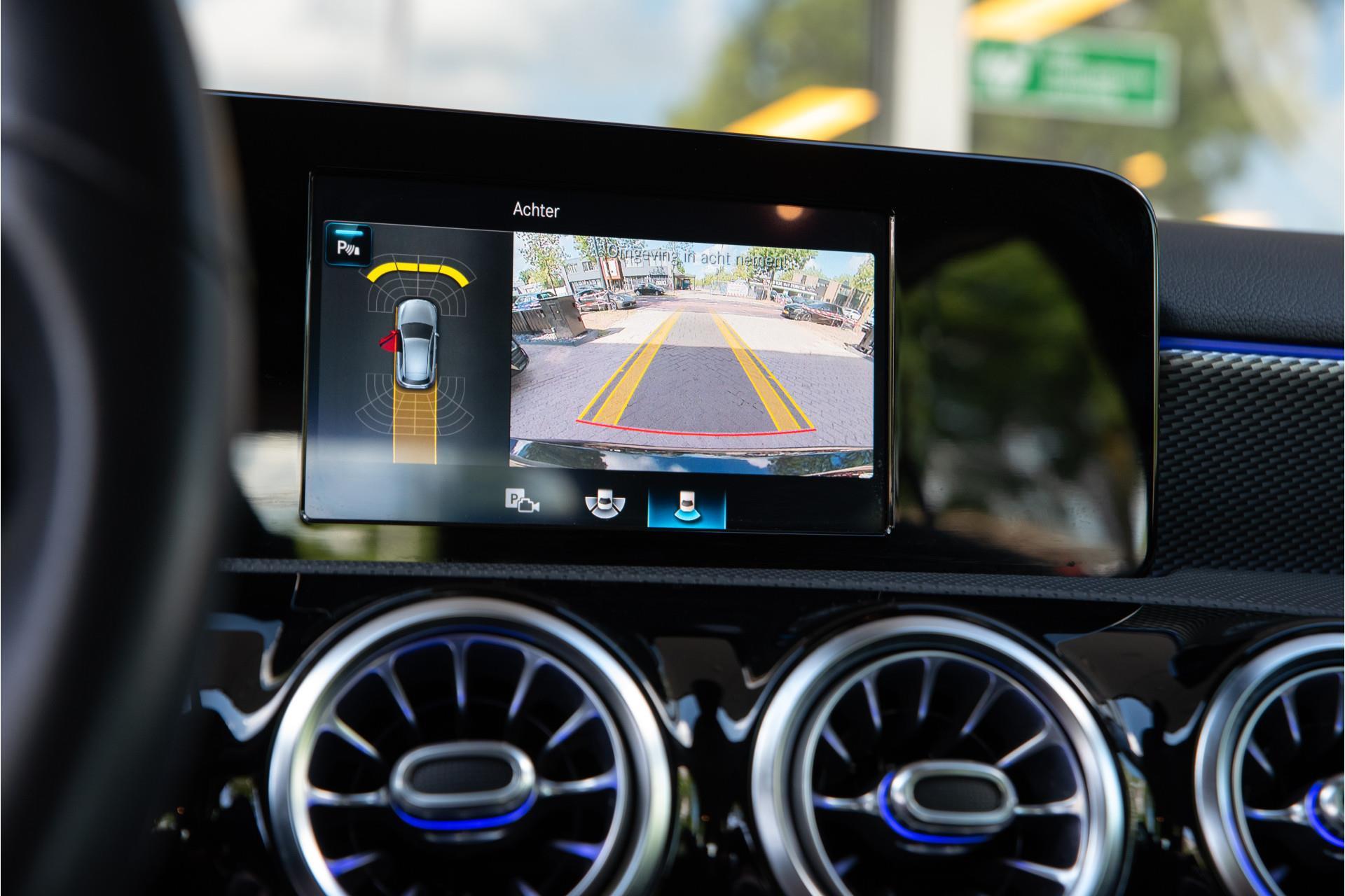 Mercedes-Benz A-Klasse 180 Business Solution AMG 2019  20