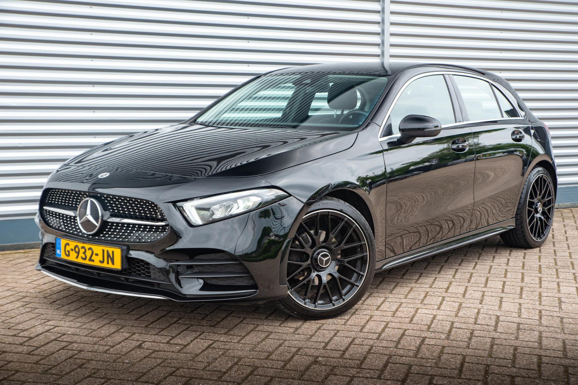 Mercedes-Benz A-Klasse 180 Business Solution AMG 2019  27