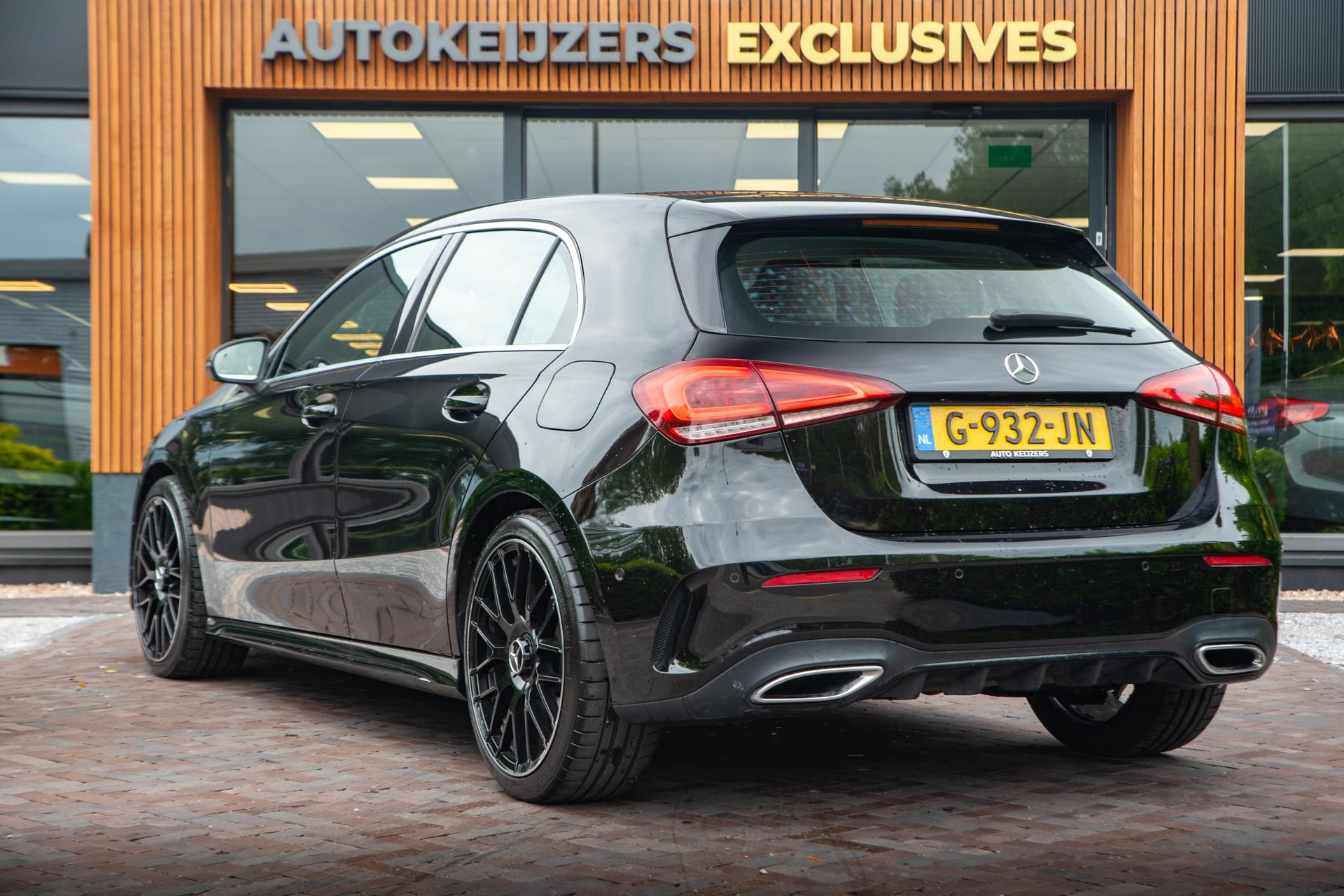 Mercedes-Benz A-Klasse 180 Business Solution AMG 2019  7
