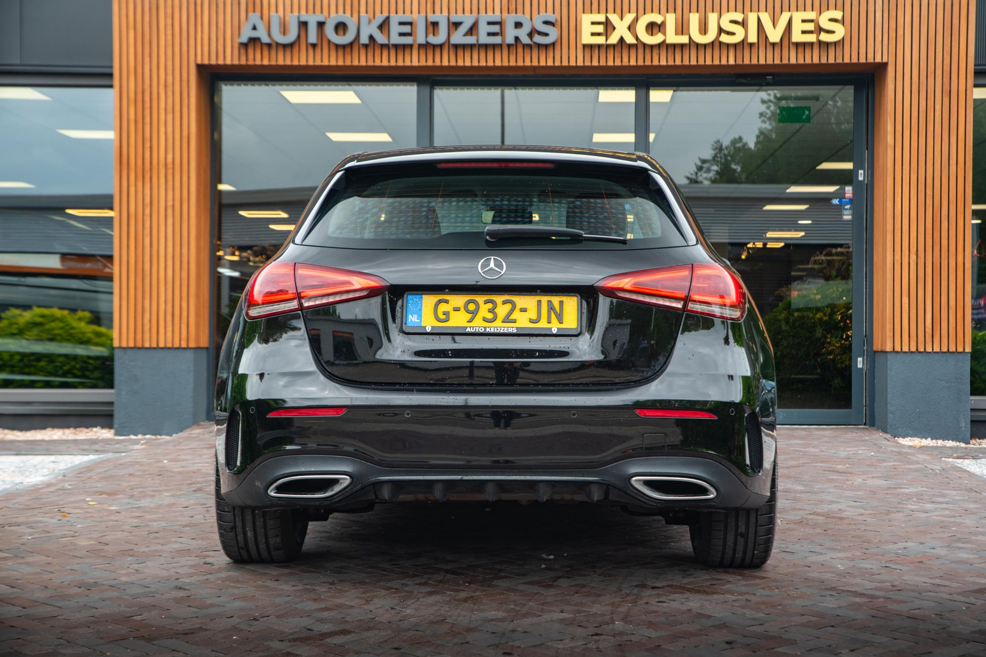 Mercedes-Benz A-Klasse 180 Business Solution AMG 2019  9