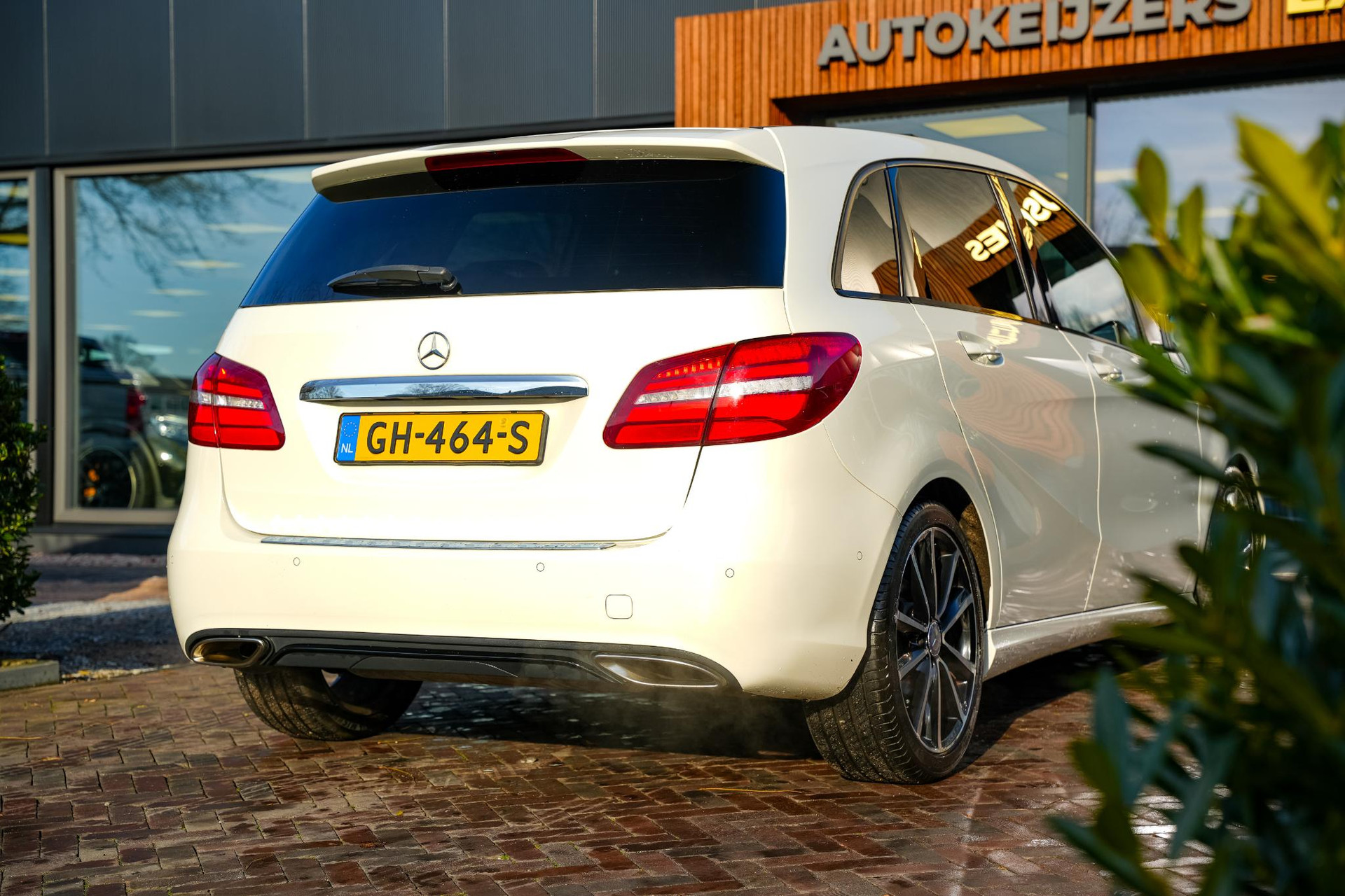 Mercedes-Benz B-Klasse 180 Ambition 2015  11