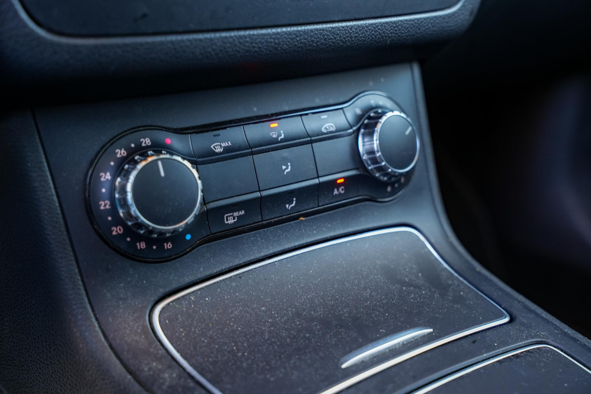 Mercedes-Benz B-Klasse 180 Ambition 2015  17