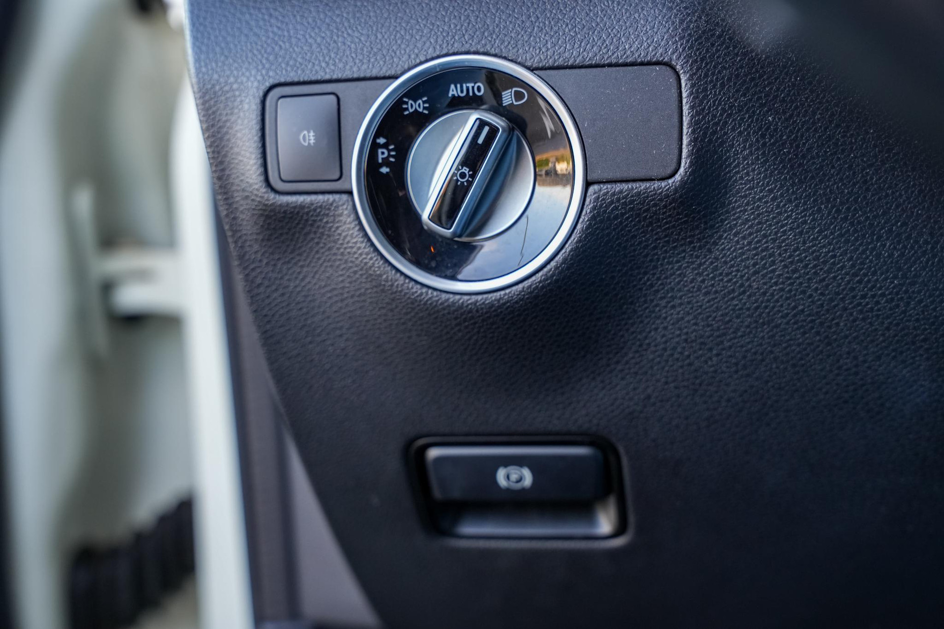 Mercedes-Benz B-Klasse 180 Ambition 2015  22