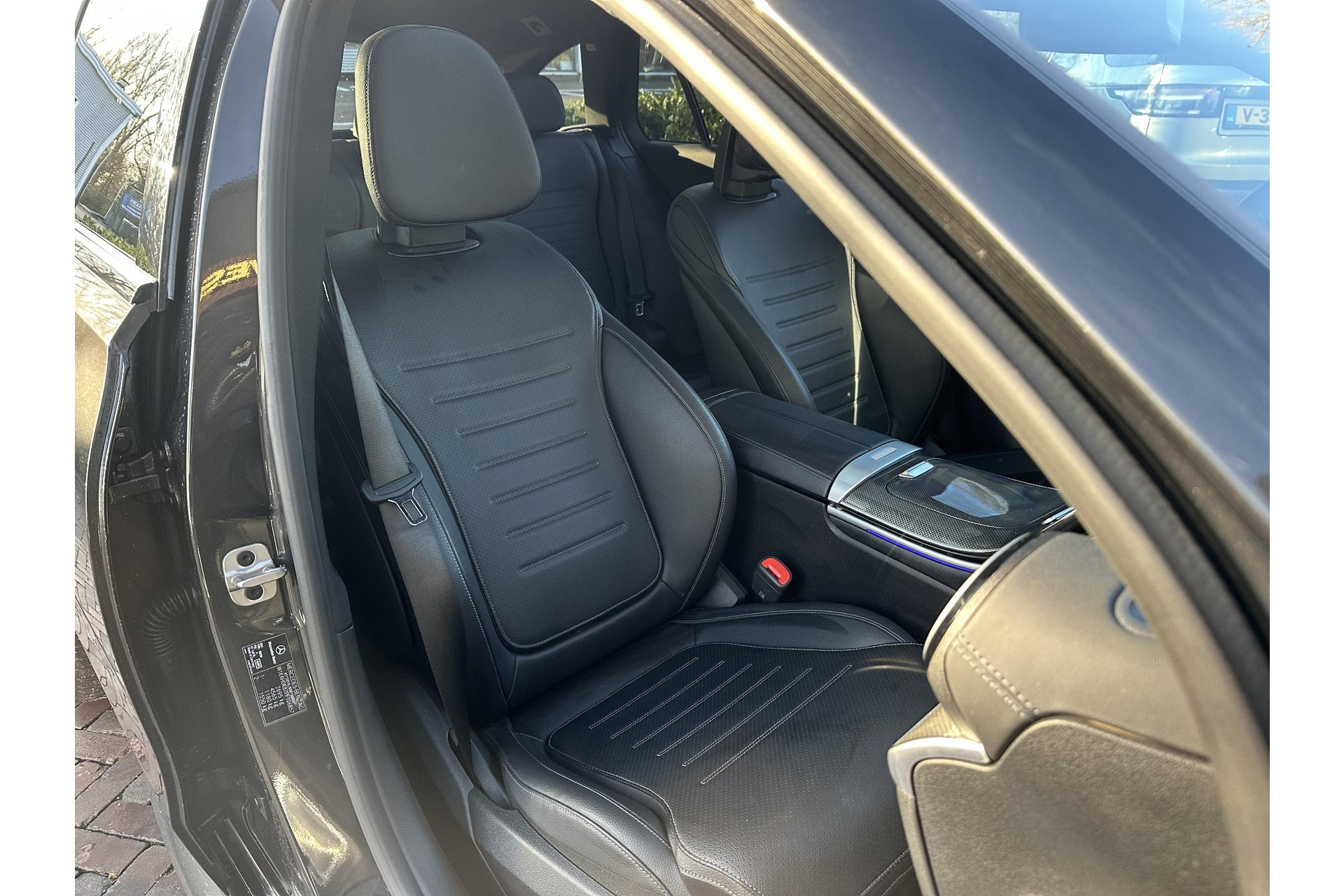 Mercedes-Benz C-Klasse 300 de 4MATIC AMG Line 2023 GRAPHITE GRAY - METALLIC FINISH (831U) 8