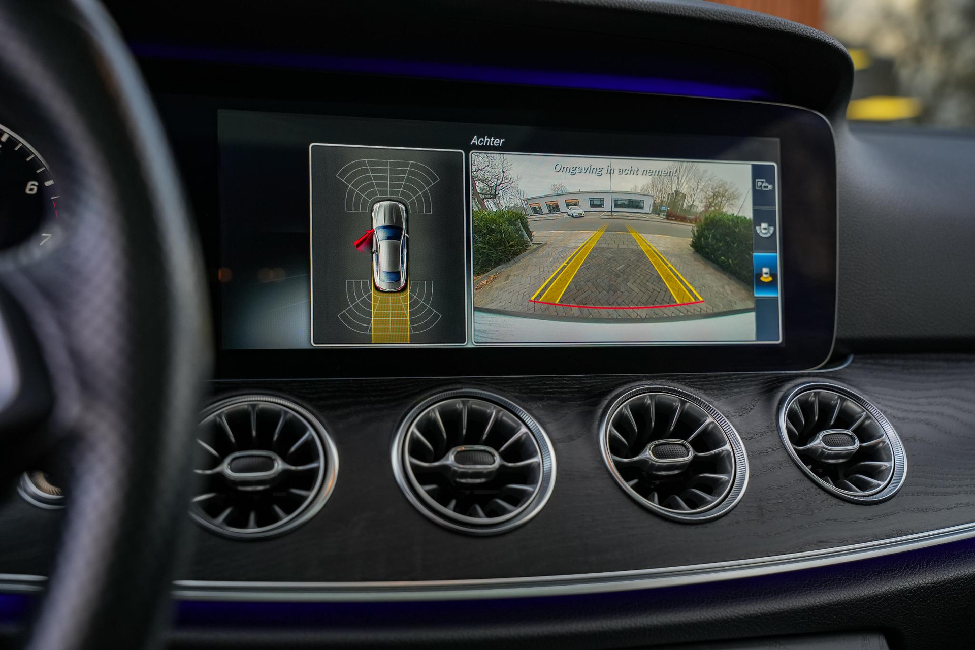 Mercedes-Benz E-Klasse Coupé 200 2018 SELENITE GRAY - METALLIC PAINT (992U) 18