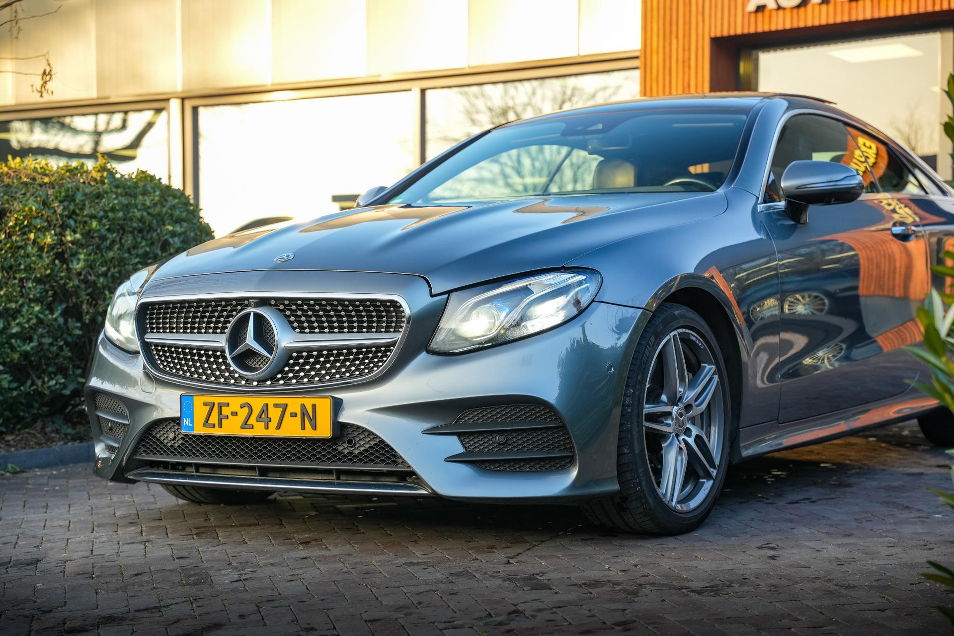 Mercedes-Benz E-Klasse Coupé 400 4MATIC AMG 2018  12