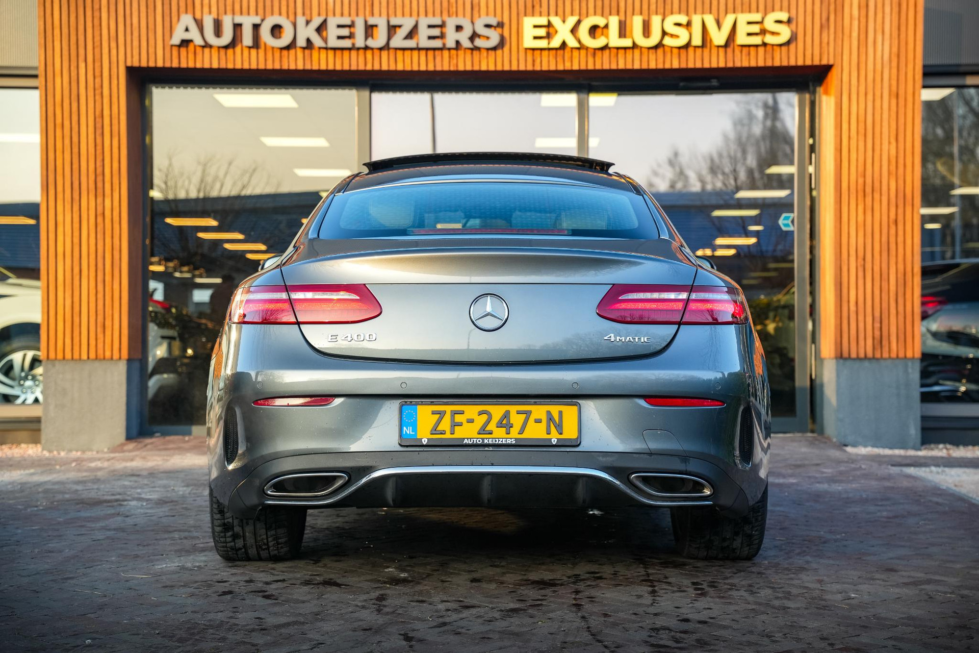 Mercedes-Benz E-Klasse Coupé 400 4MATIC AMG 2018  9