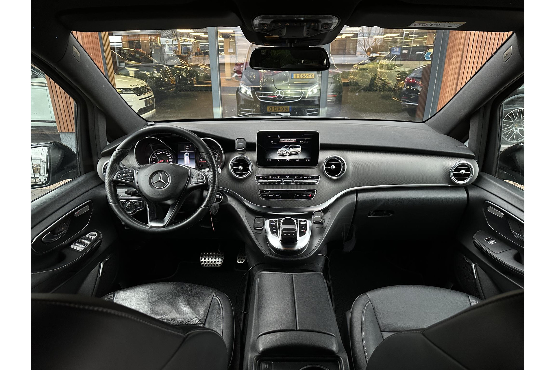 Mercedes-Benz V-Klasse 250d Extra Lang Avantgarde Edition 2018  19