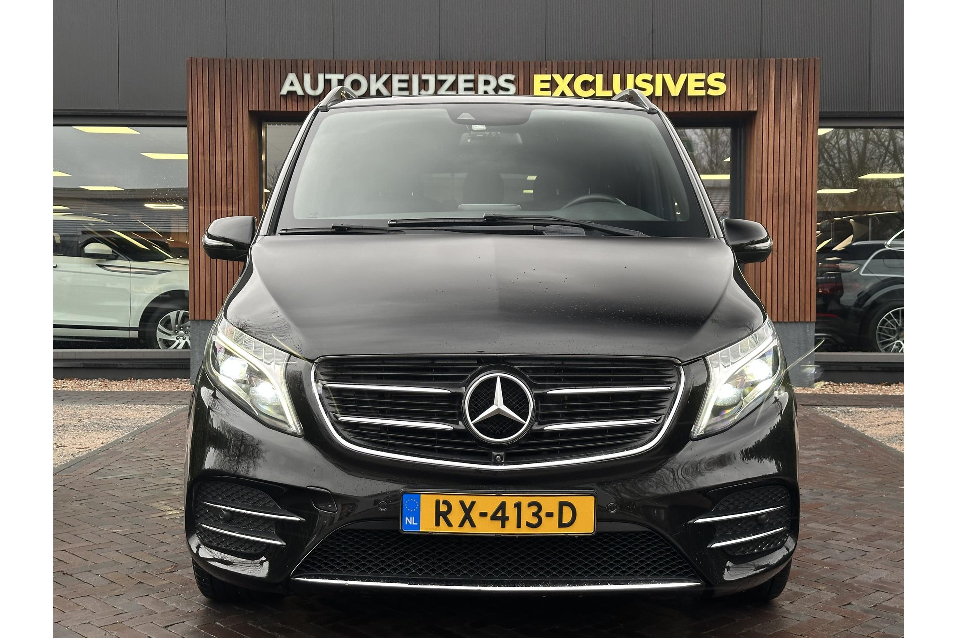 Mercedes-Benz V-Klasse 250d Extra Lang Avantgarde Edition 2018  2