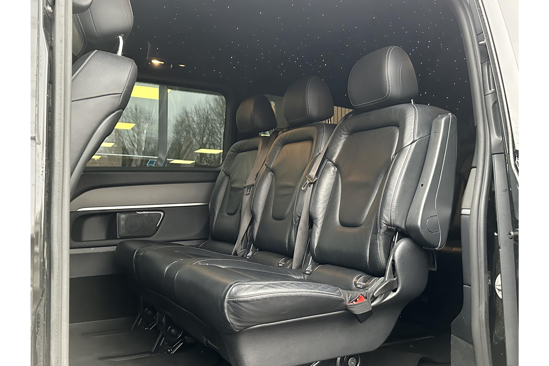 Mercedes-Benz V-Klasse 250d Extra Lang Avantgarde Edition 2018  9