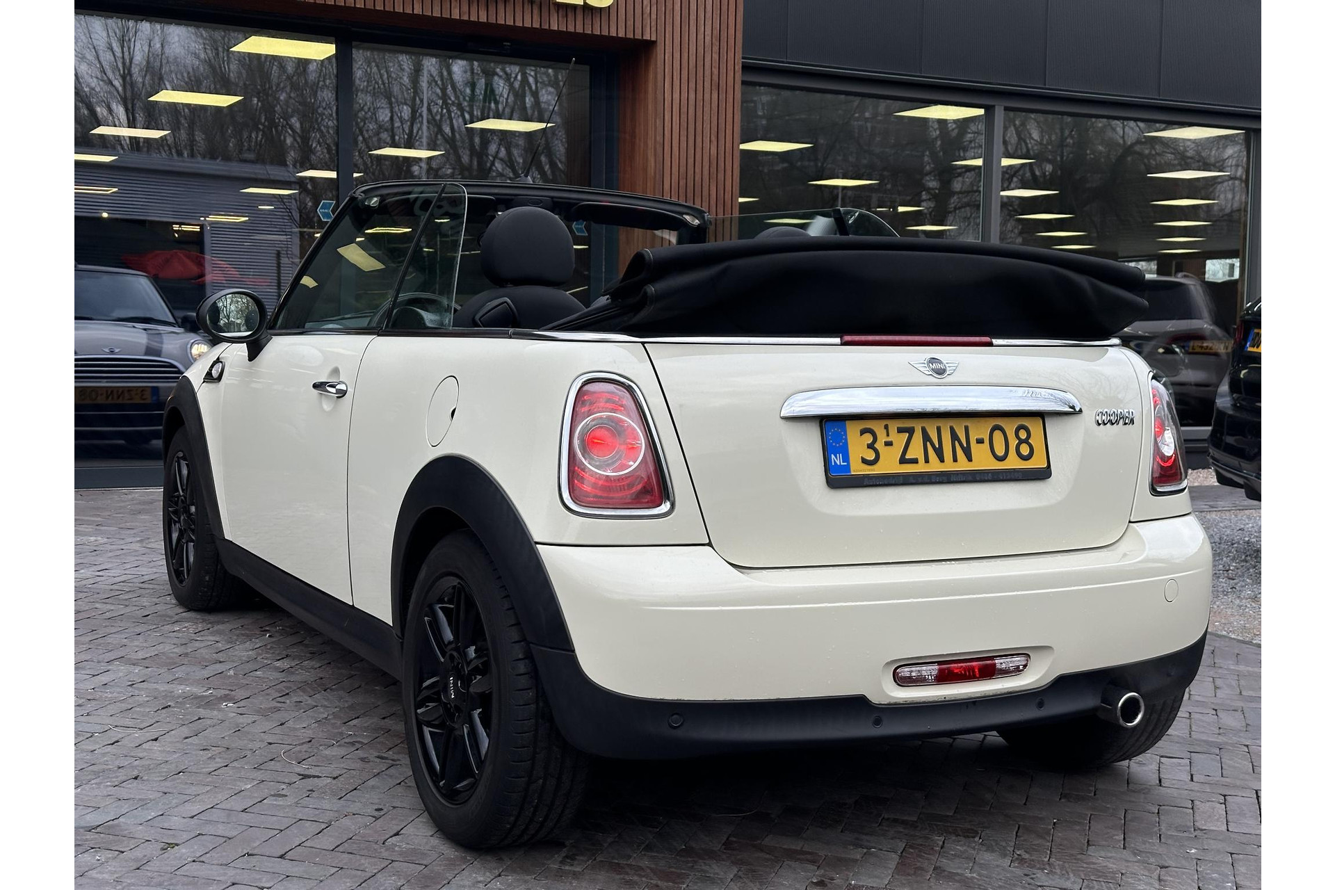 MINI Cabrio 1.6 Cooper Chili 2014 Pepper-white (850) 11