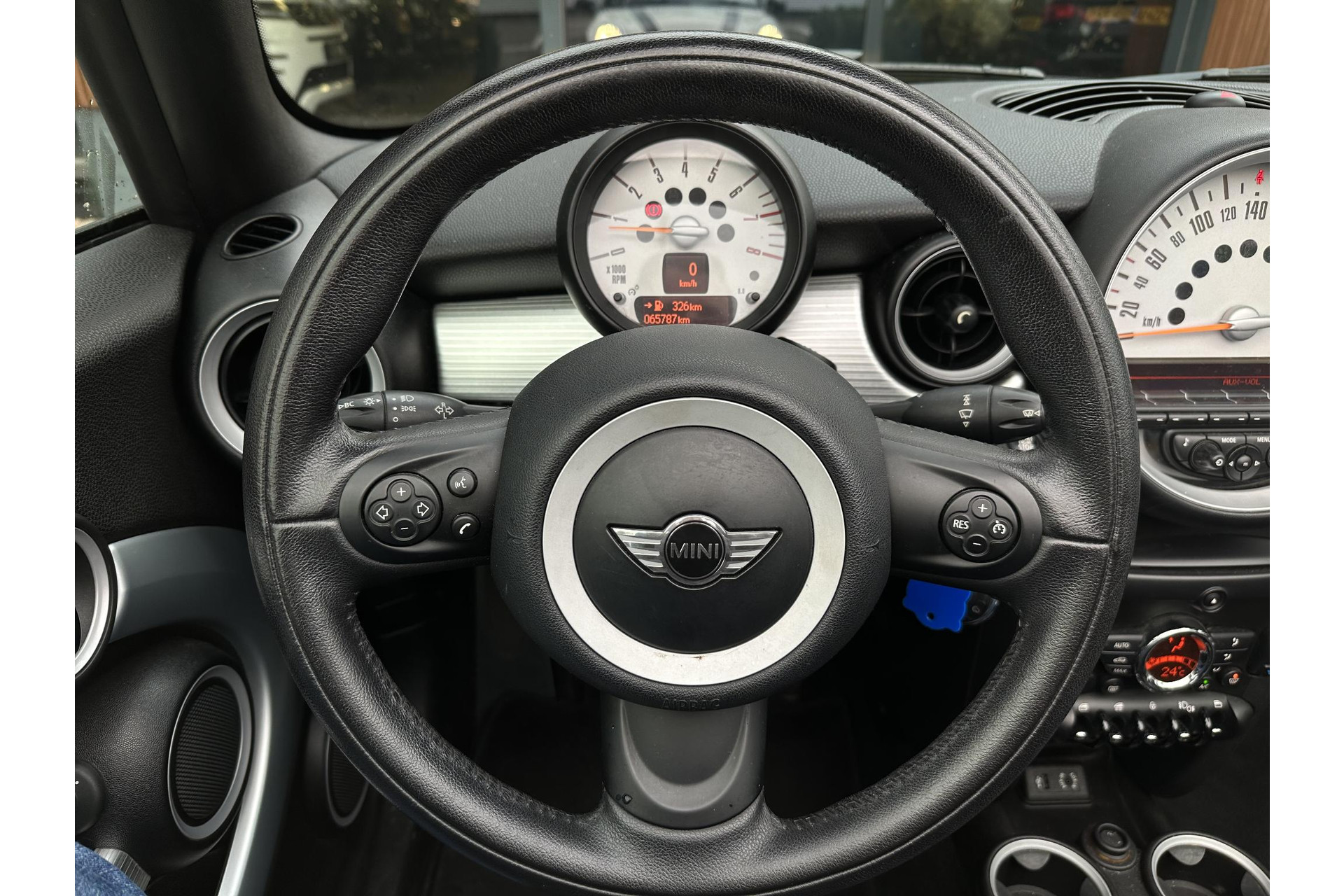 MINI Cabrio 1.6 Cooper Chili 2014 Pepper-white (850) 18