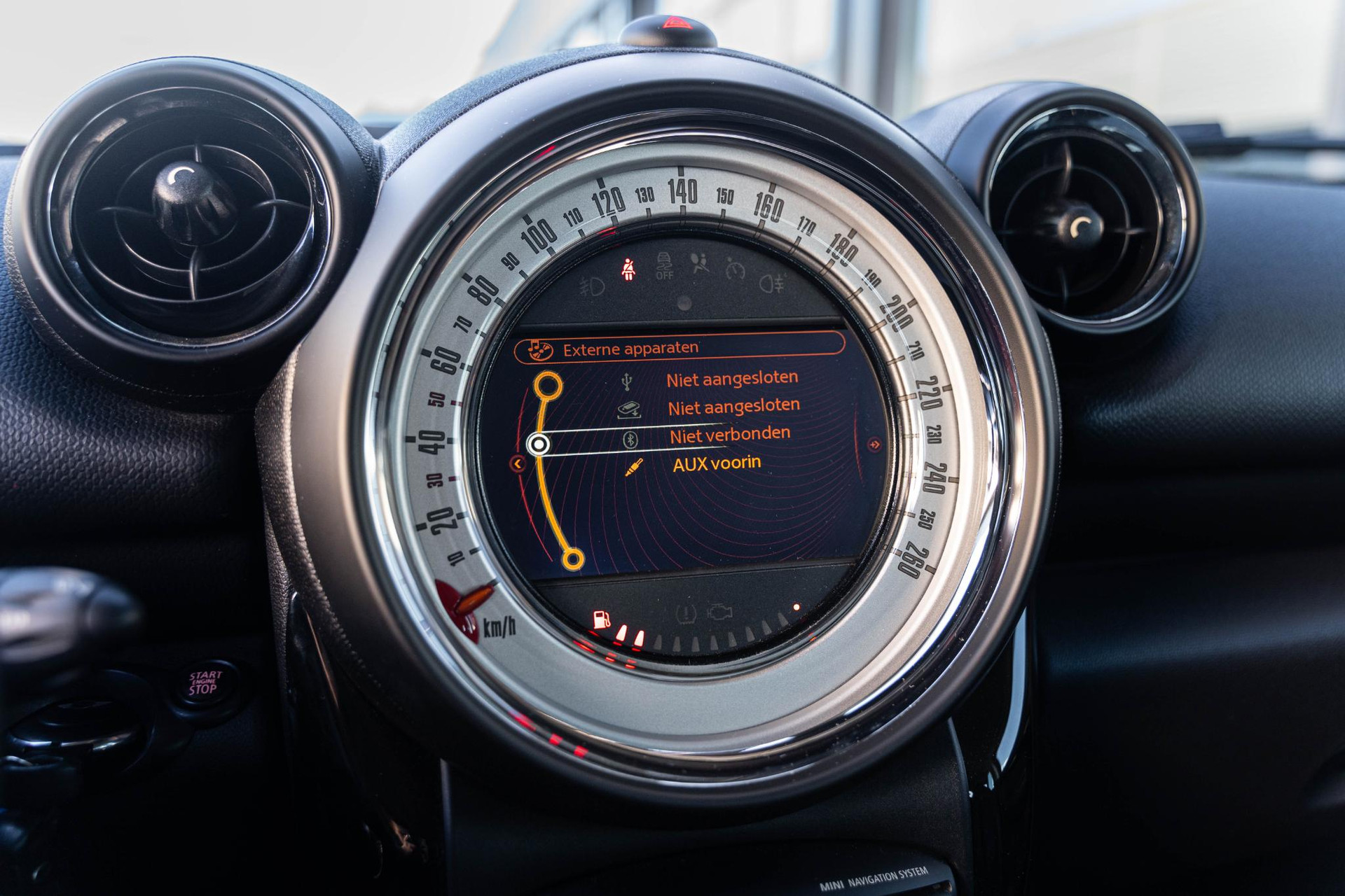 MINI Countryman 1.6 Cooper Knockout Edition 2014 Absolute black metallic 21