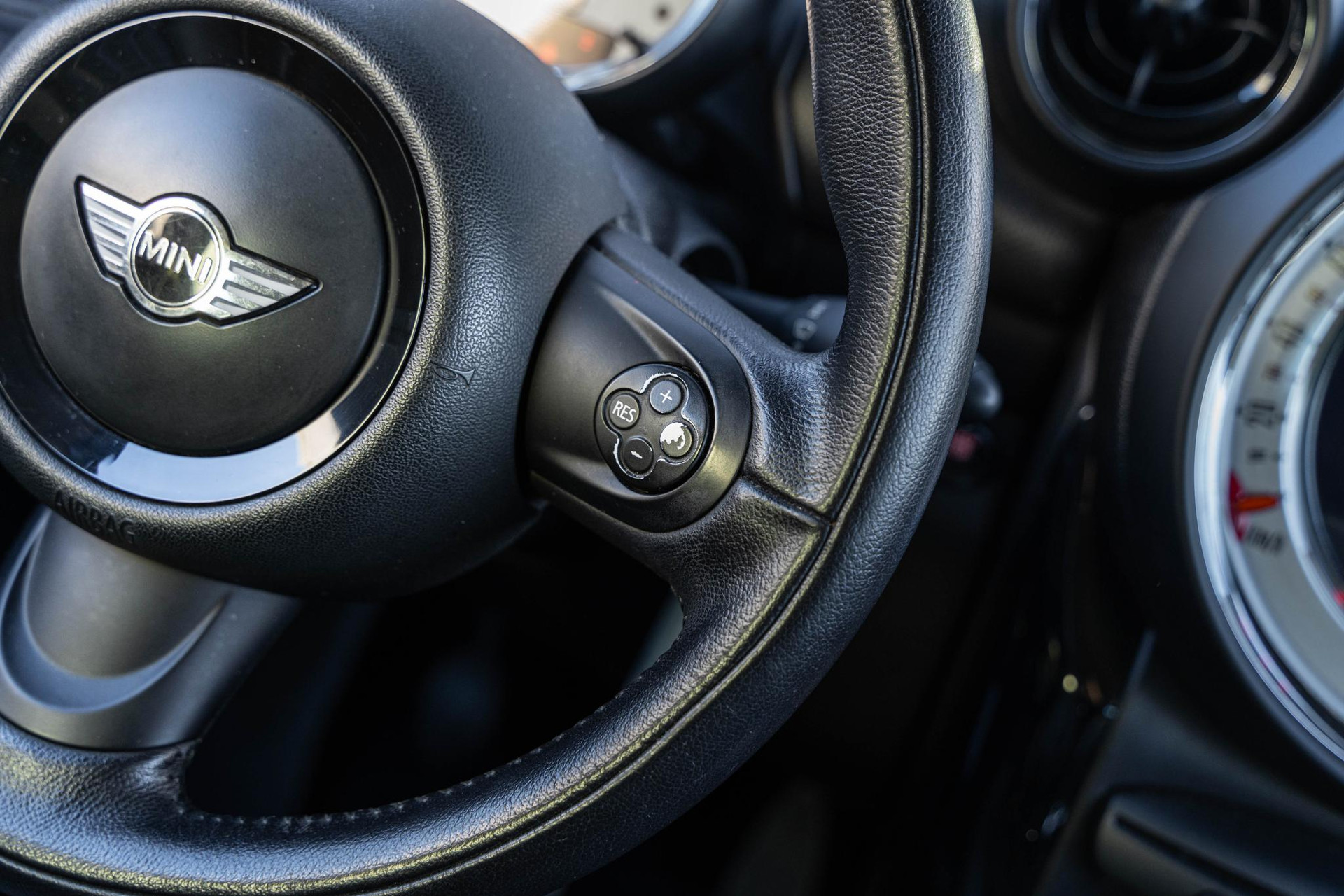 MINI Countryman 1.6 Cooper Knockout Edition 2014 Absolute black metallic 27