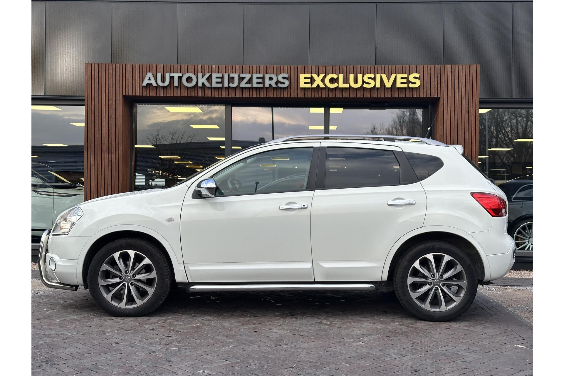 Nissan QASHQAI 2.0 dCi Connect Edition 4WD 2010  7