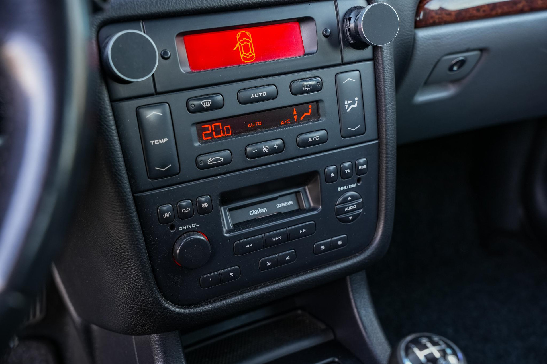 Peugeot 406 1.8-16V STX 2000  16