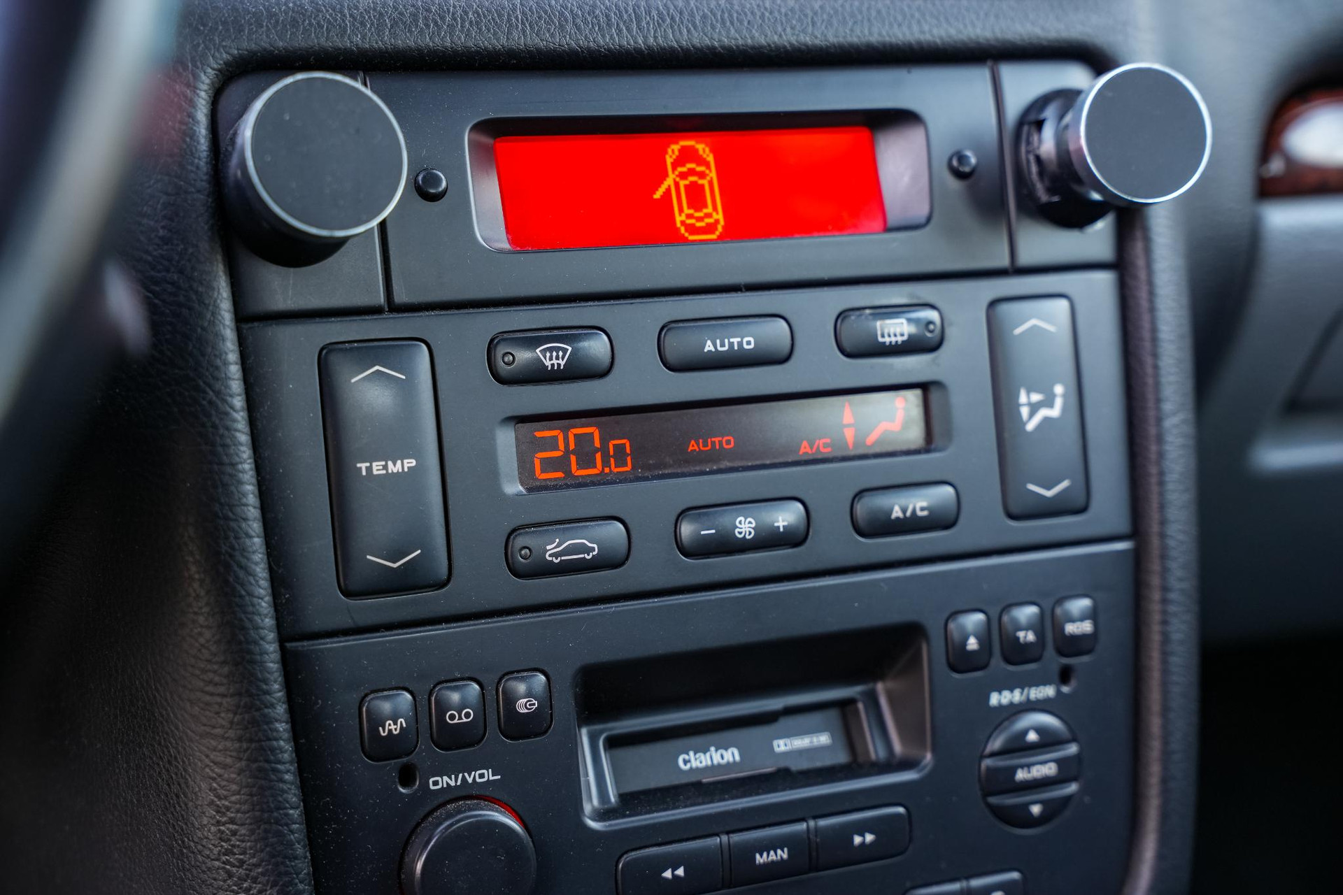 Peugeot 406 1.8-16V STX 2000  18