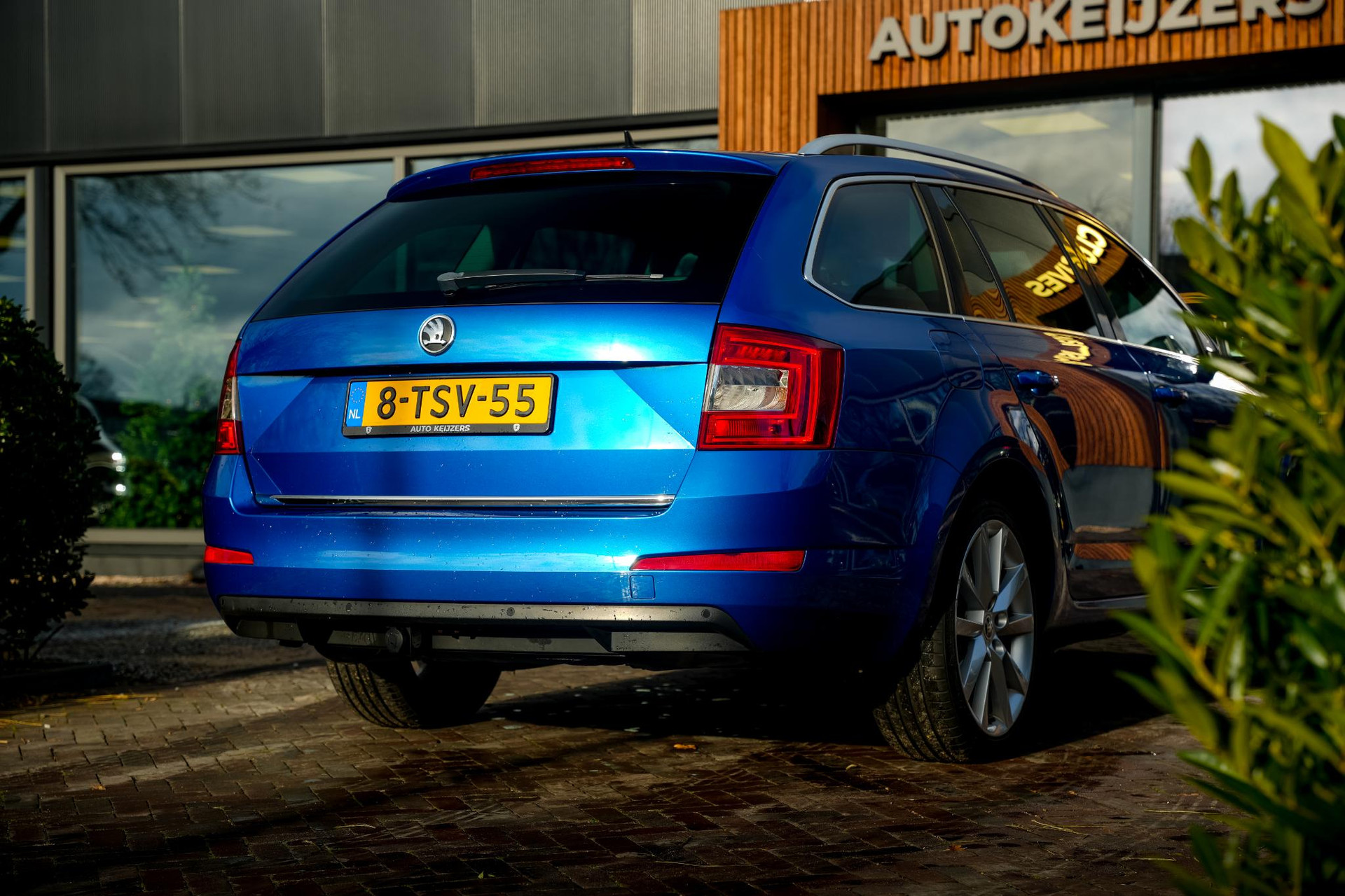 Škoda Octavia Combi 1.4 TSI Greentech Elegance Businessline 2014 Race blue metallic 11