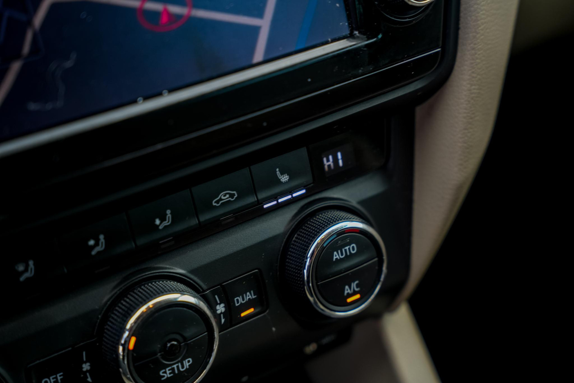 Škoda Octavia Combi 1.4 TSI Greentech Elegance Businessline 2014 Race blue metallic 17