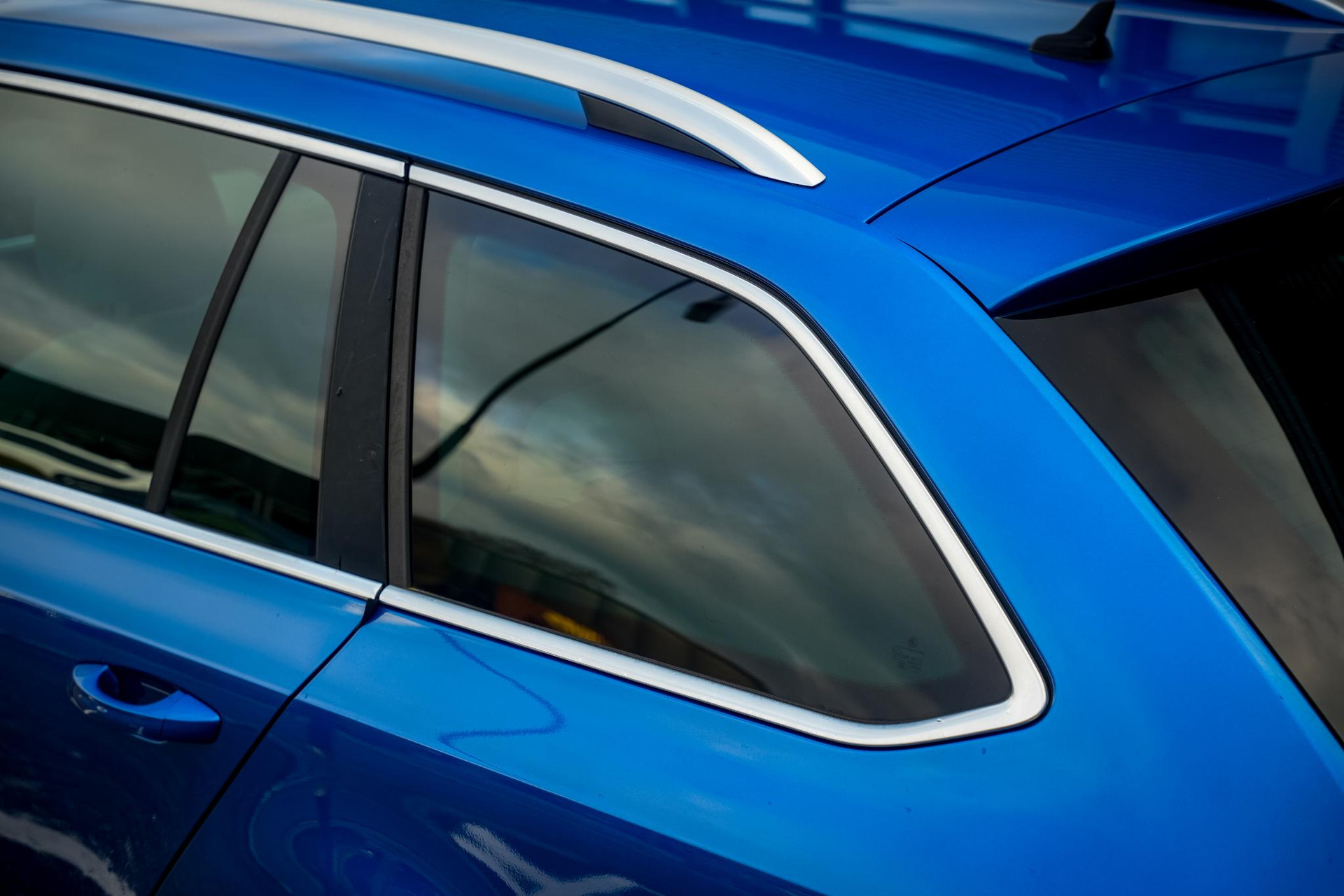 Škoda Octavia Combi 1.4 TSI Greentech Elegance Businessline 2014 Race blue metallic 33