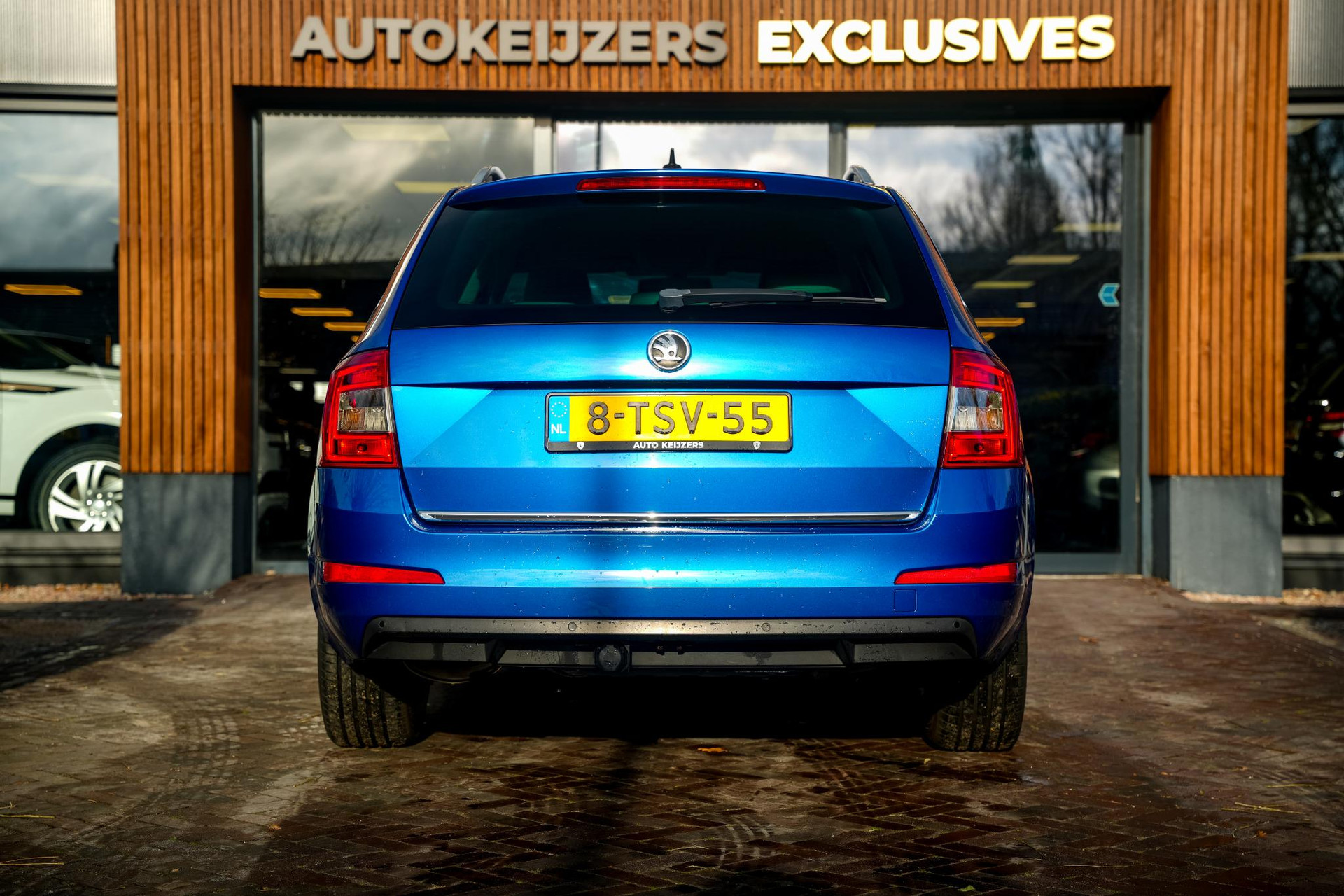 Škoda Octavia Combi 1.4 TSI Greentech Elegance Businessline 2014 Race blue metallic 9
