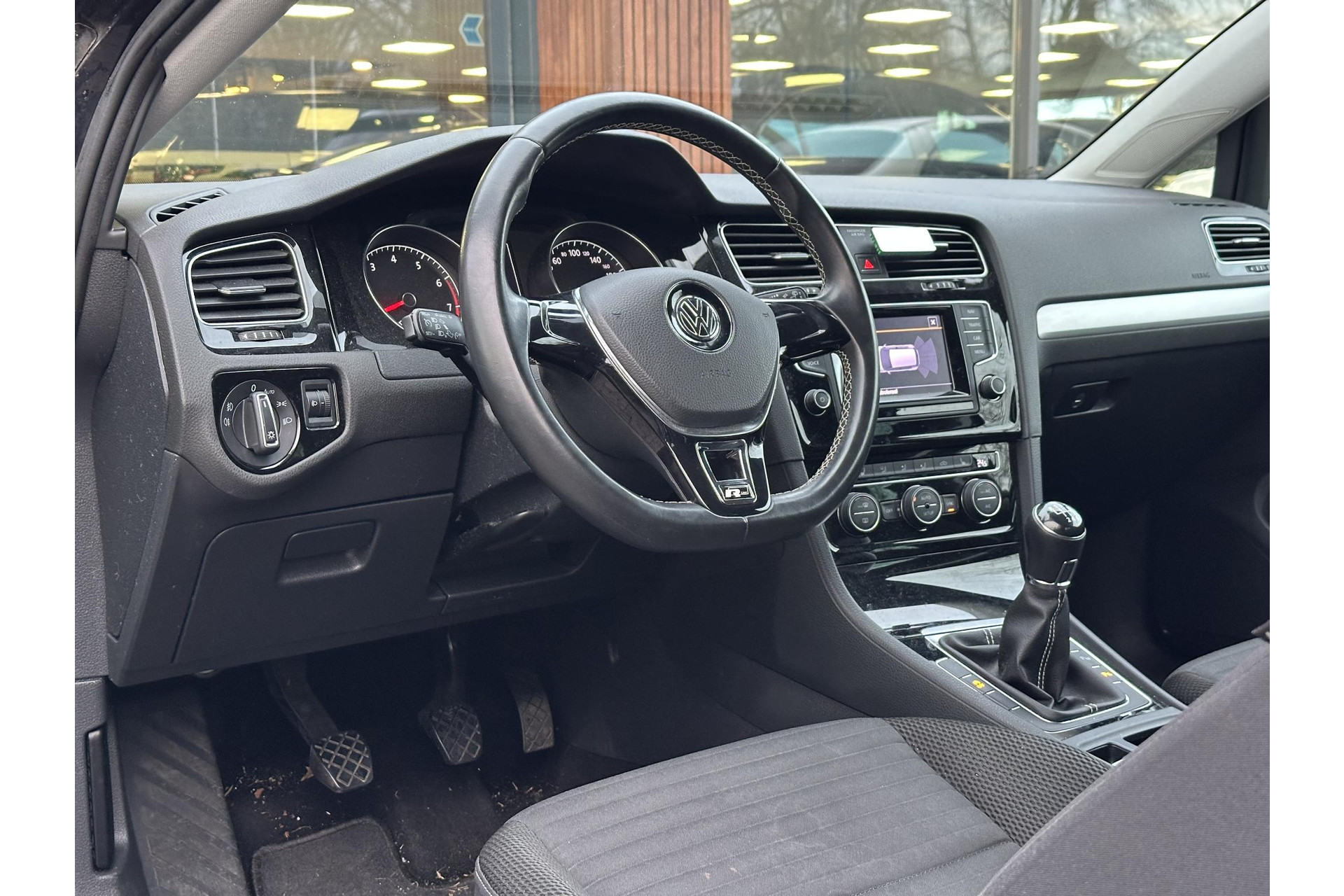 Volkswagen Golf 1.2 TSI Highline 2014 Deep black pearl effect (2T2T) 6