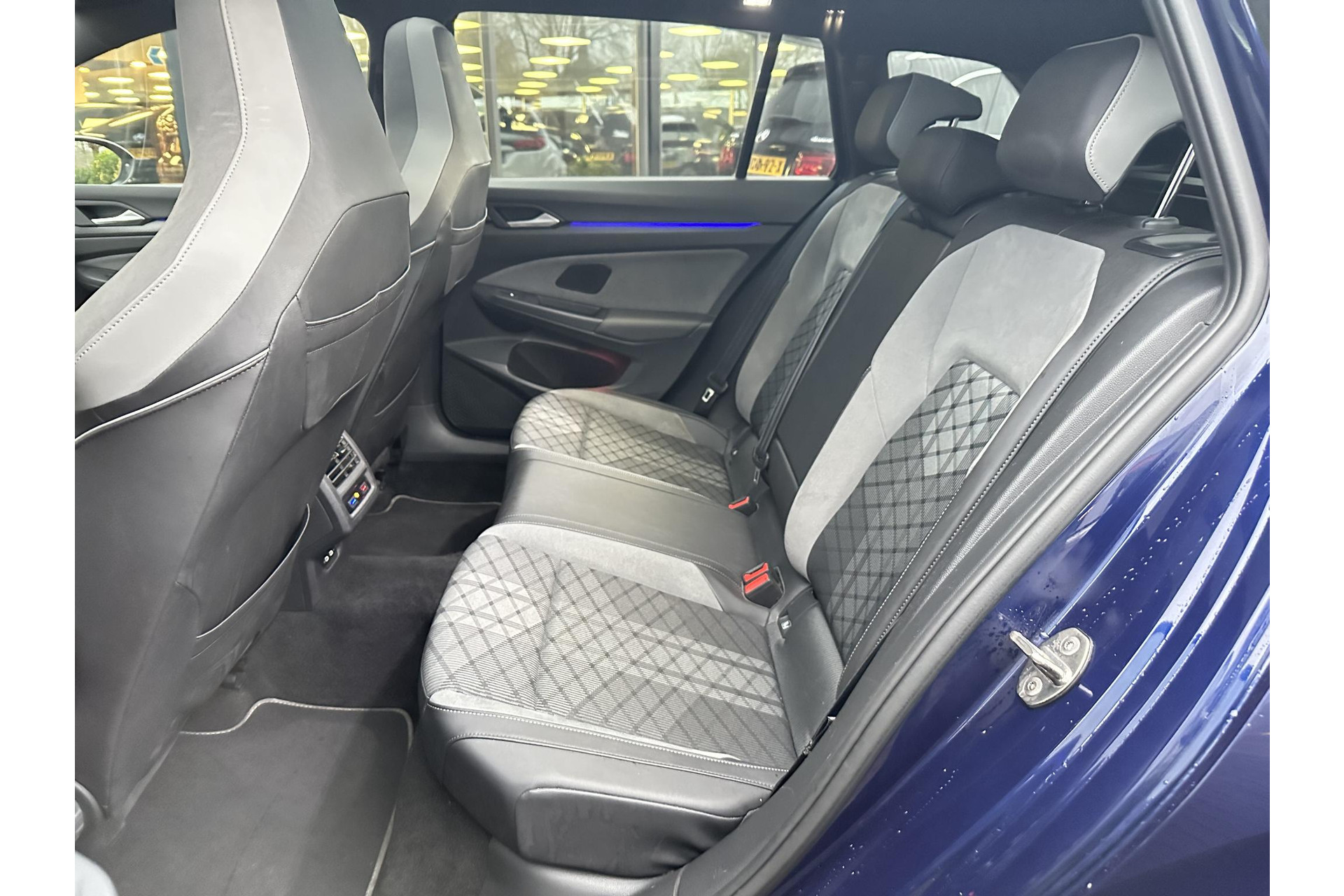 Volkswagen Golf Variant 1.5 eTSI R-Line 2021 Atlantic blue 13