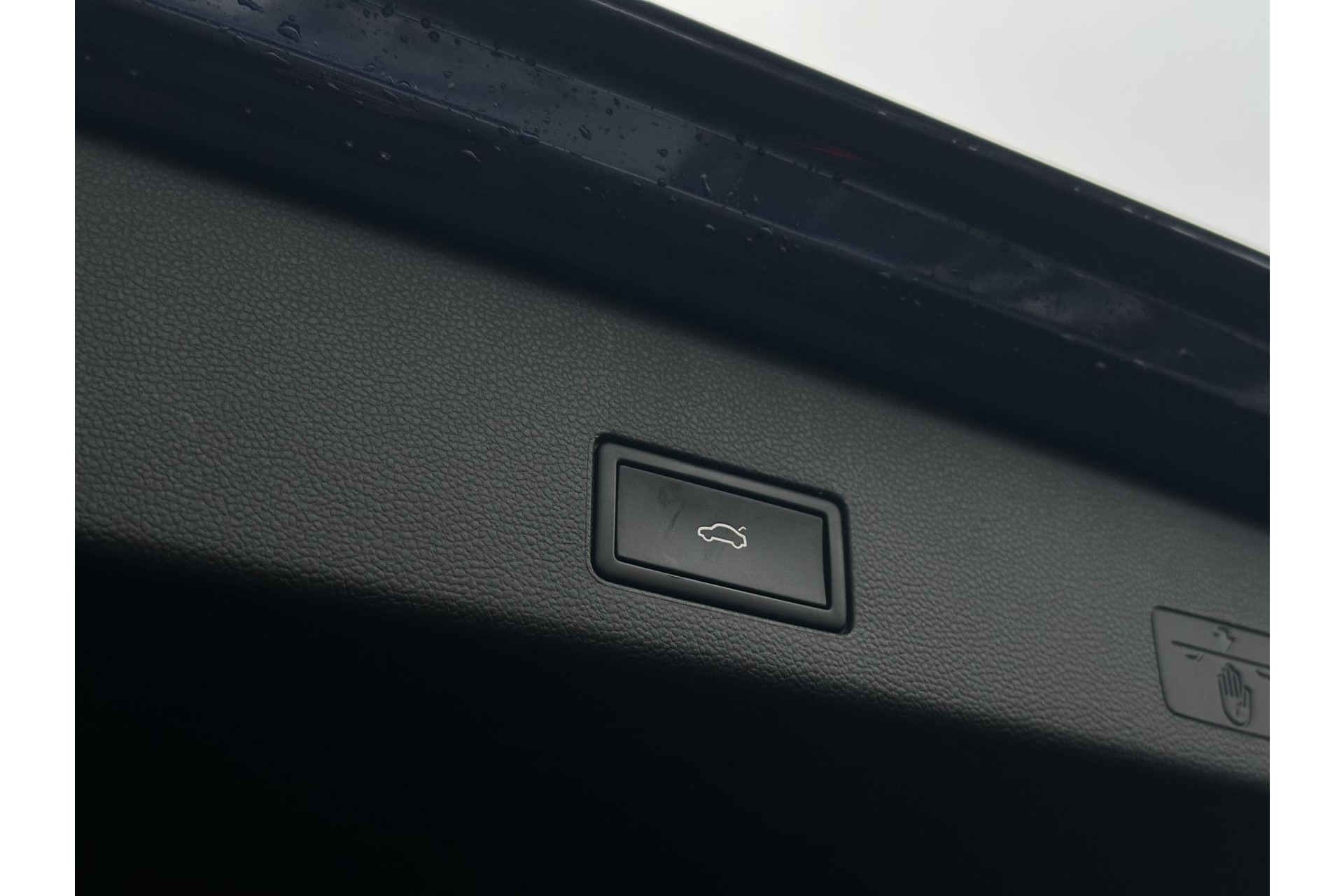 Volkswagen Golf Variant 1.5 eTSI R-Line 2021 Atlantic blue 16