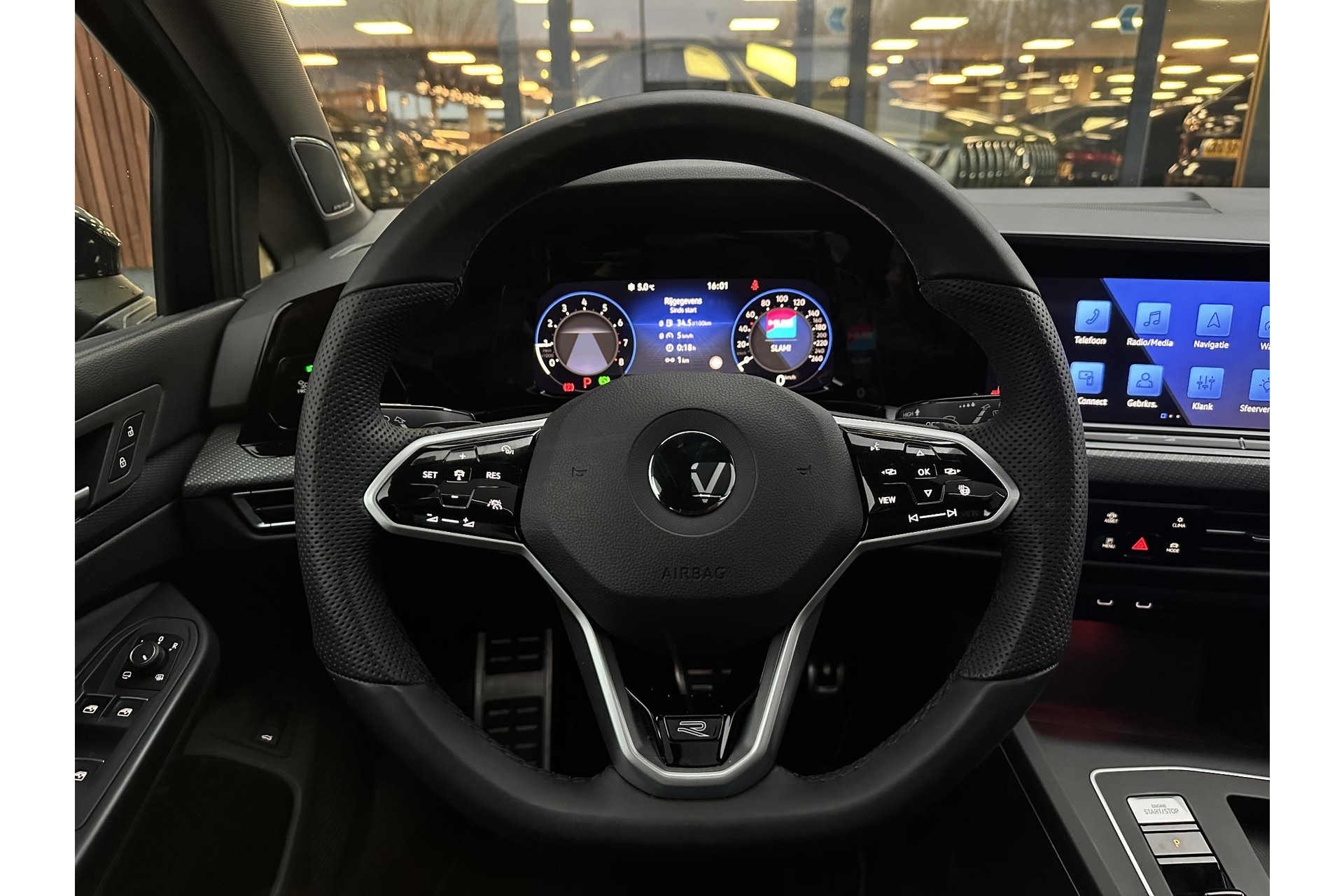 Volkswagen Golf Variant 1.5 eTSI R-Line 2021 Atlantic blue 21