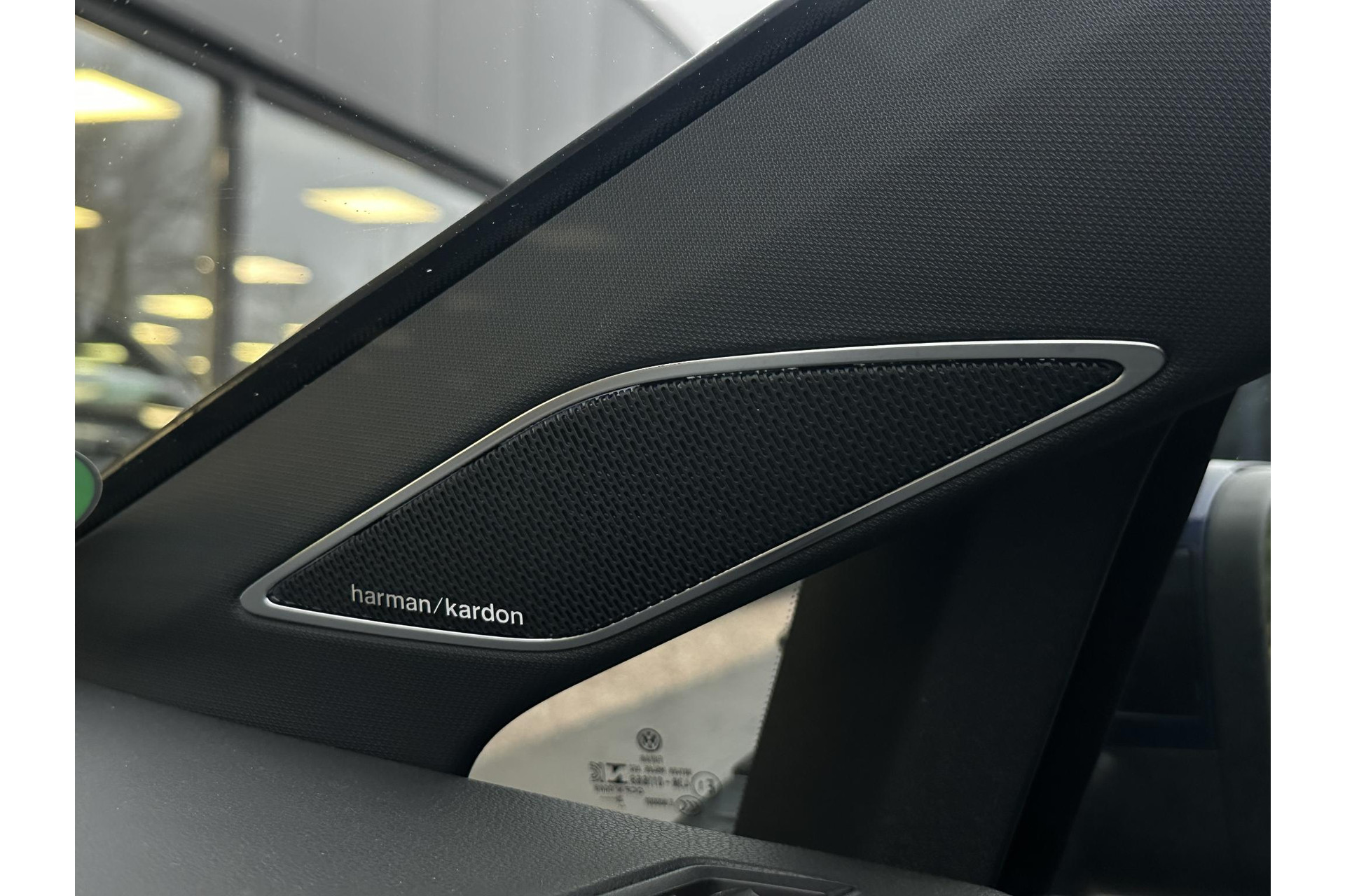 Volkswagen Golf Variant 1.5 eTSI R-Line 2021 Atlantic blue 26