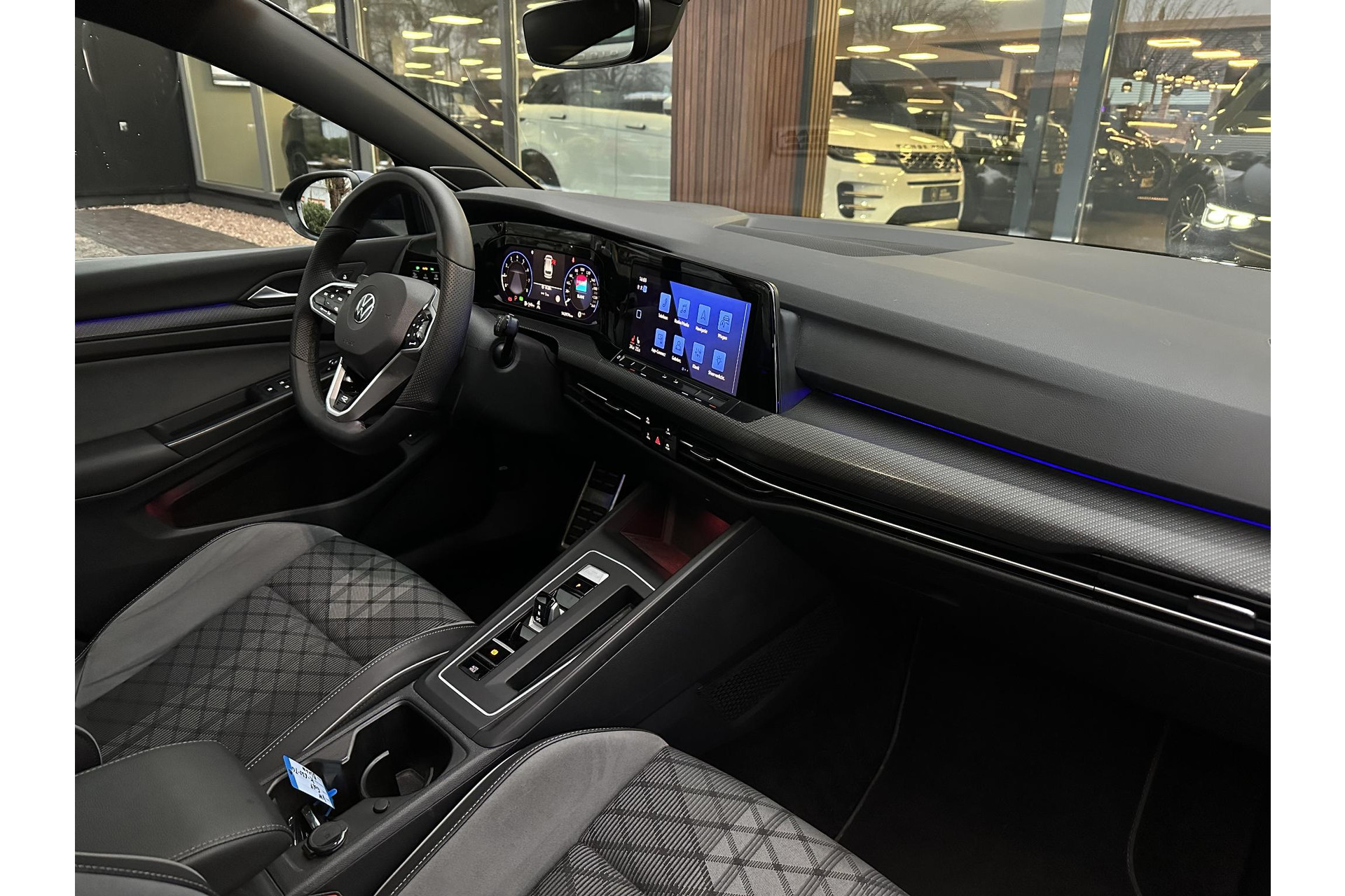 Volkswagen Golf Variant 1.5 eTSI R-Line 2021 Atlantic blue 30