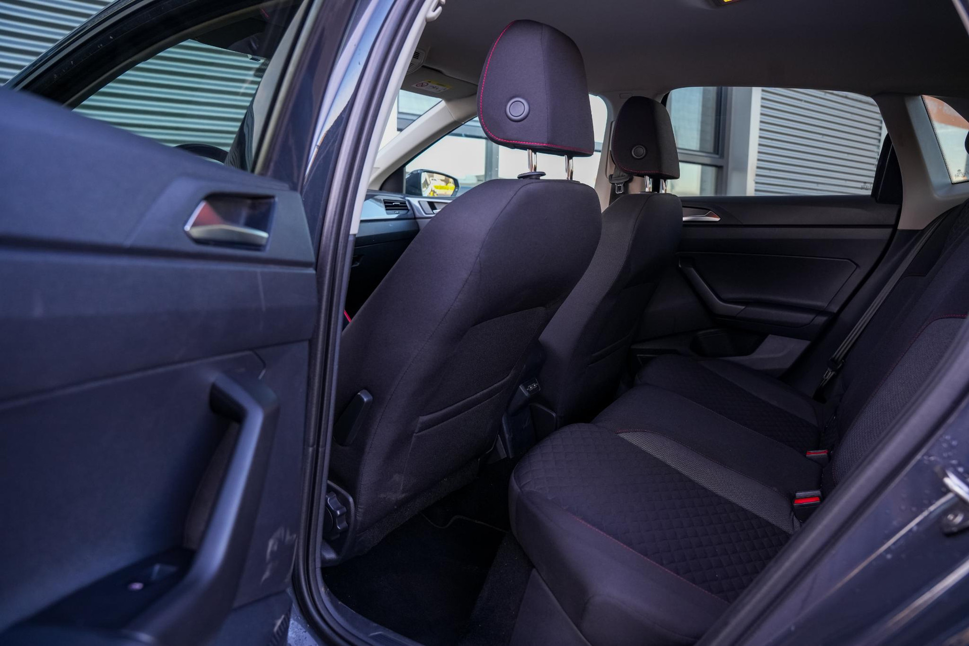 Volkswagen Polo 1.0 TSI Highline 2019 Urano grey 10