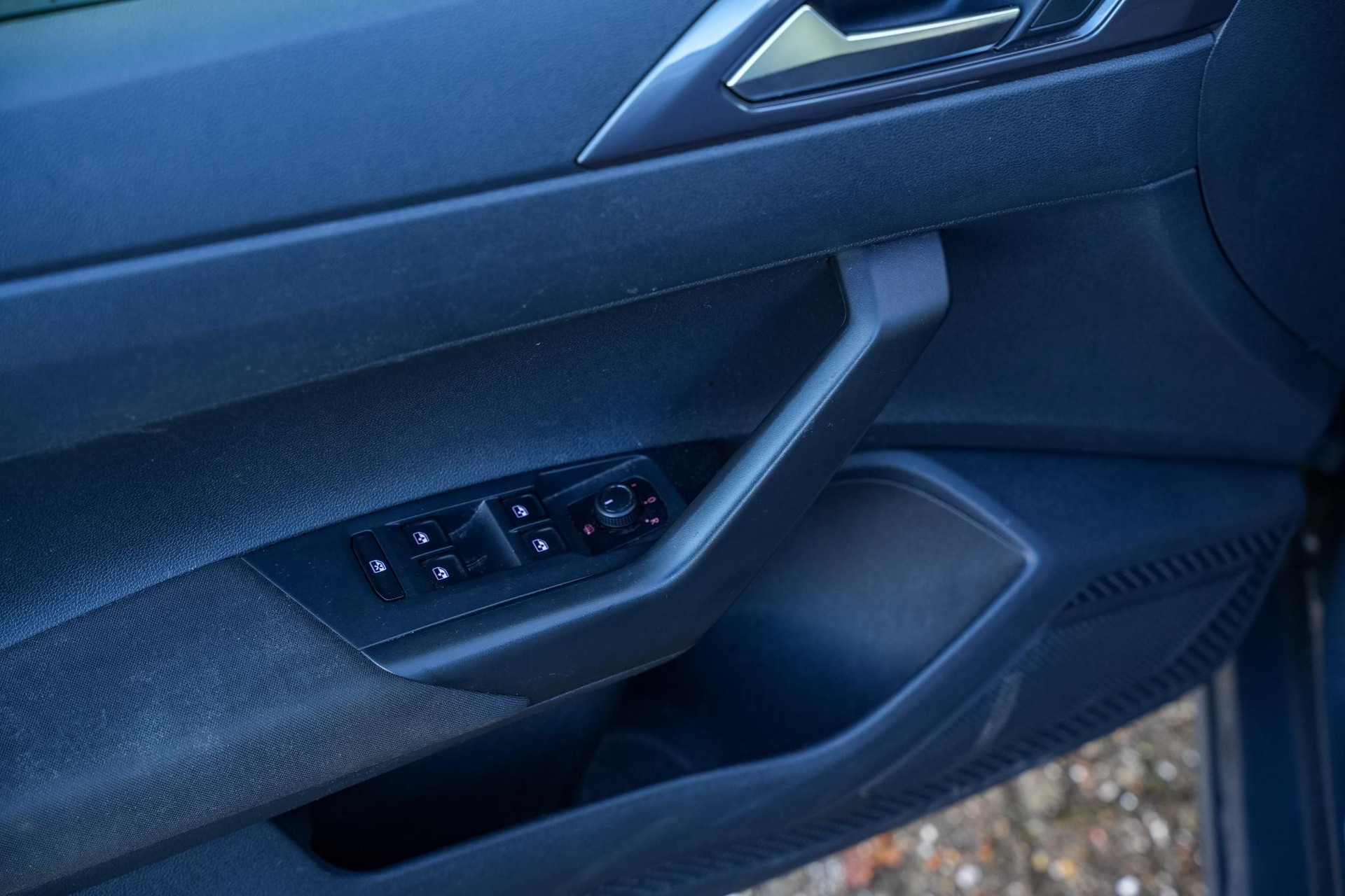 Volkswagen Polo 1.0 TSI Highline 2019 Urano grey 14