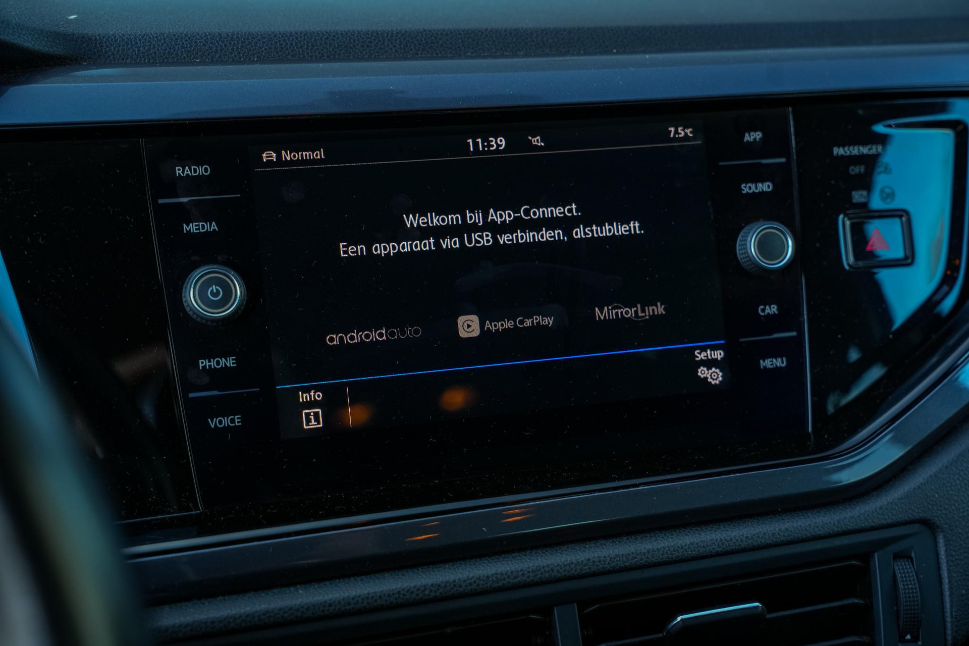 Volkswagen Polo 1.0 TSI Highline 2019 Urano grey 19