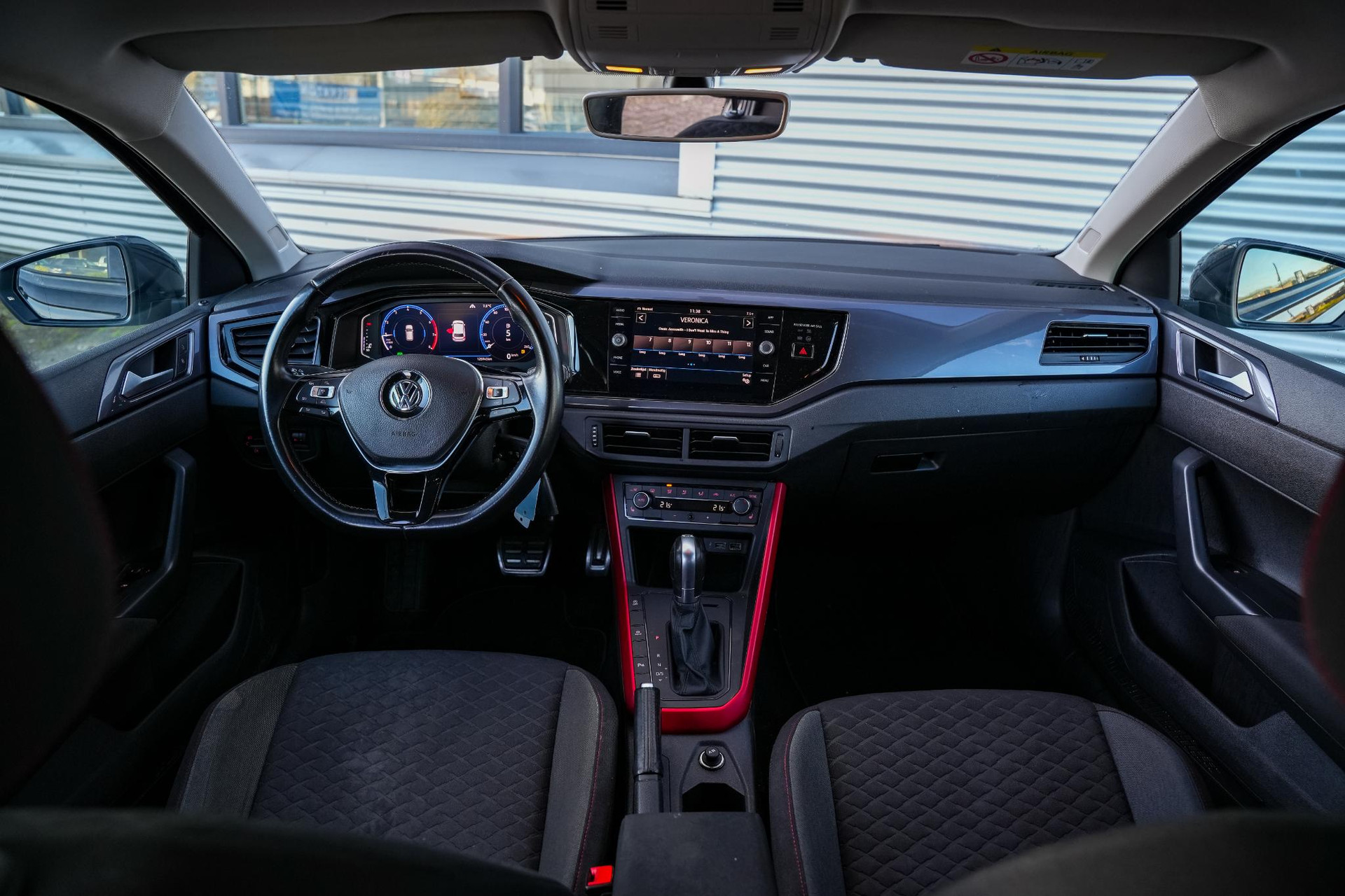 Volkswagen Polo 1.0 TSI Highline 2019 Urano grey 2