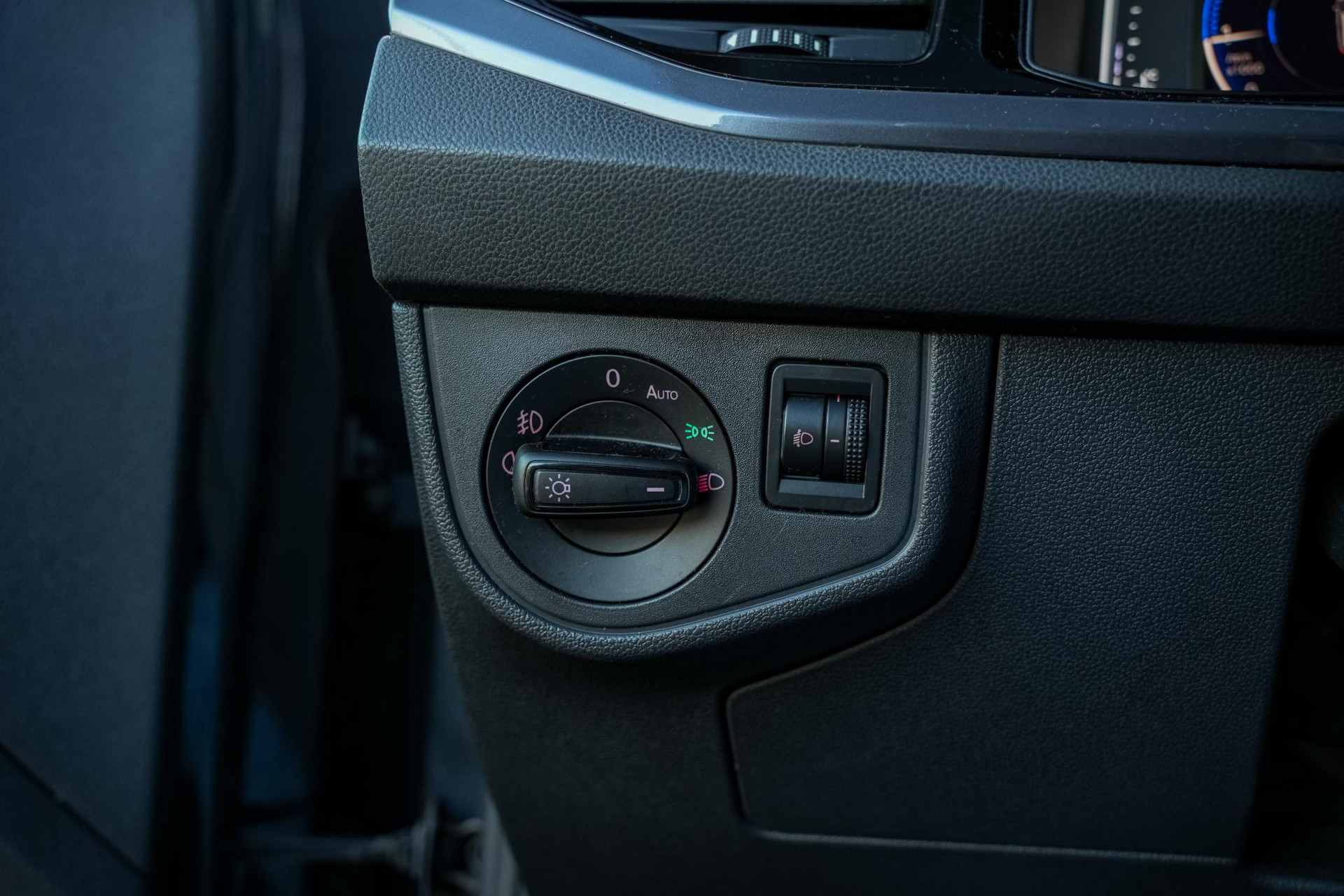 Volkswagen Polo 1.0 TSI Highline 2019 Urano grey 22