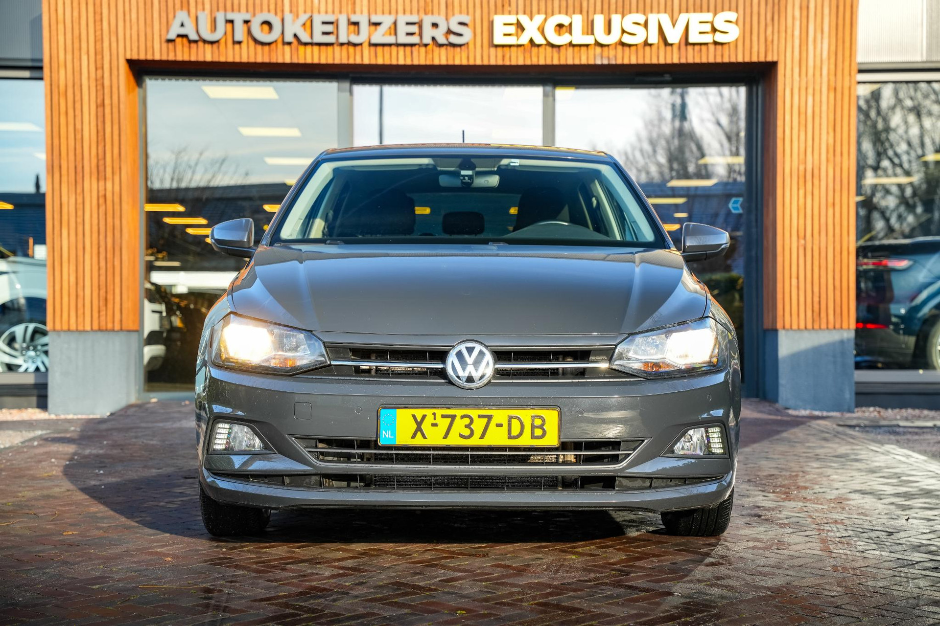 Volkswagen Polo 1.0 TSI Highline 2019 Urano grey 3