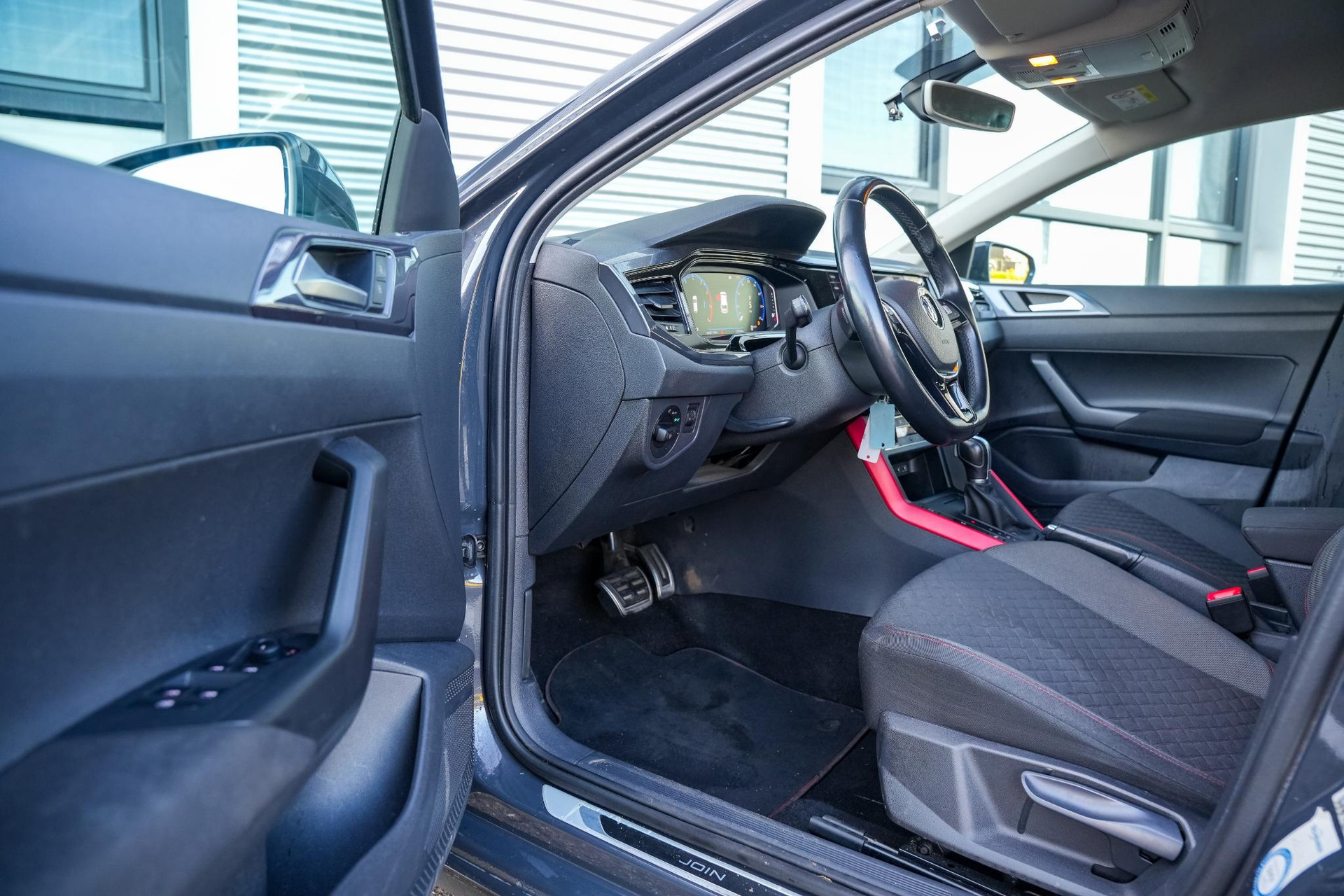 Volkswagen Polo 1.0 TSI Highline 2019 Urano grey 6