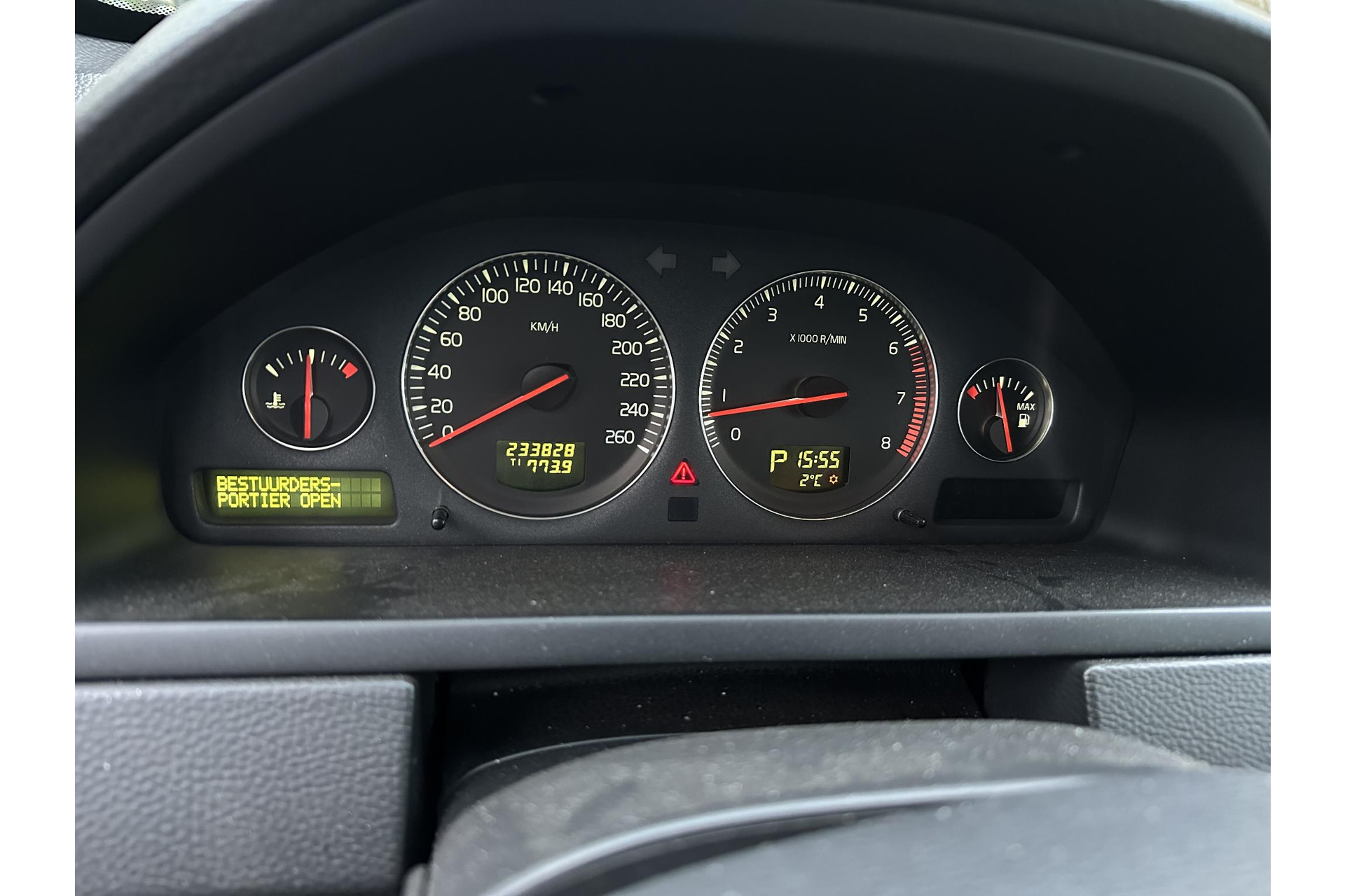 Volvo XC90 2.9 T6 Exclusive 2003 SILVER METALLIC (426) 11