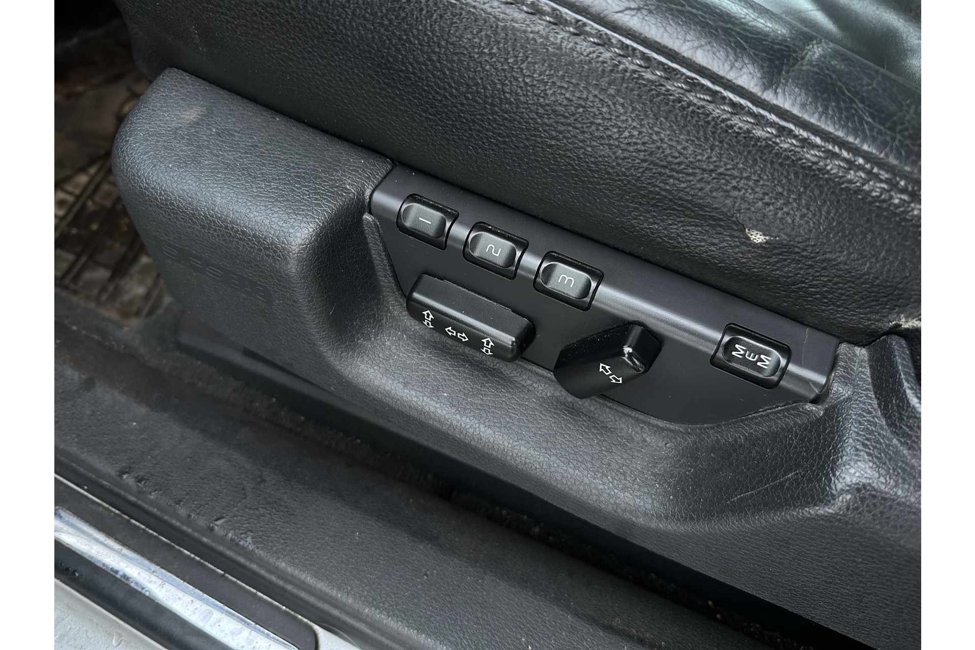 Volvo XC90 2.9 T6 Exclusive 2003 SILVER METALLIC (426) 22