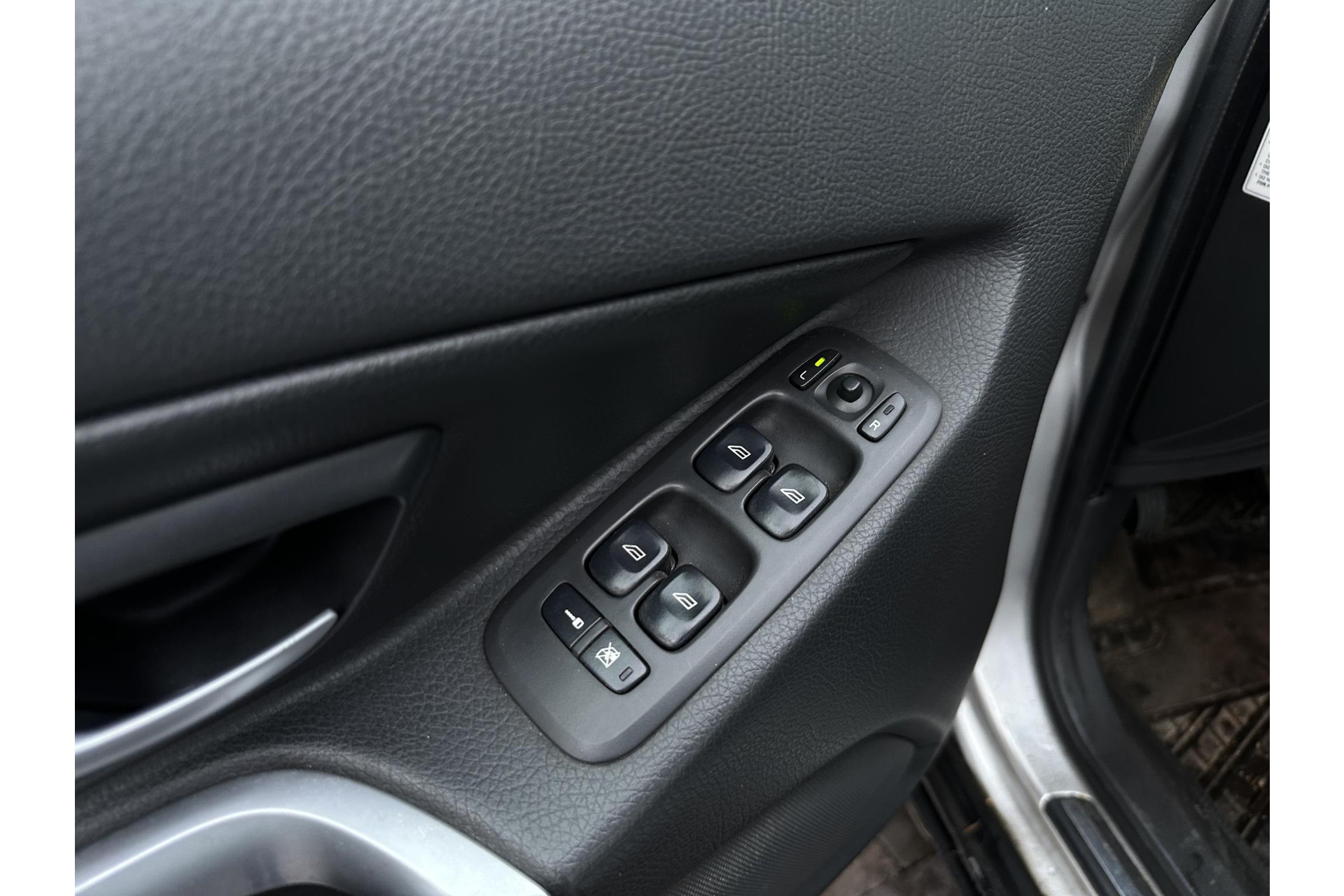 Volvo XC90 2.9 T6 Exclusive 2003 SILVER METALLIC (426) 7