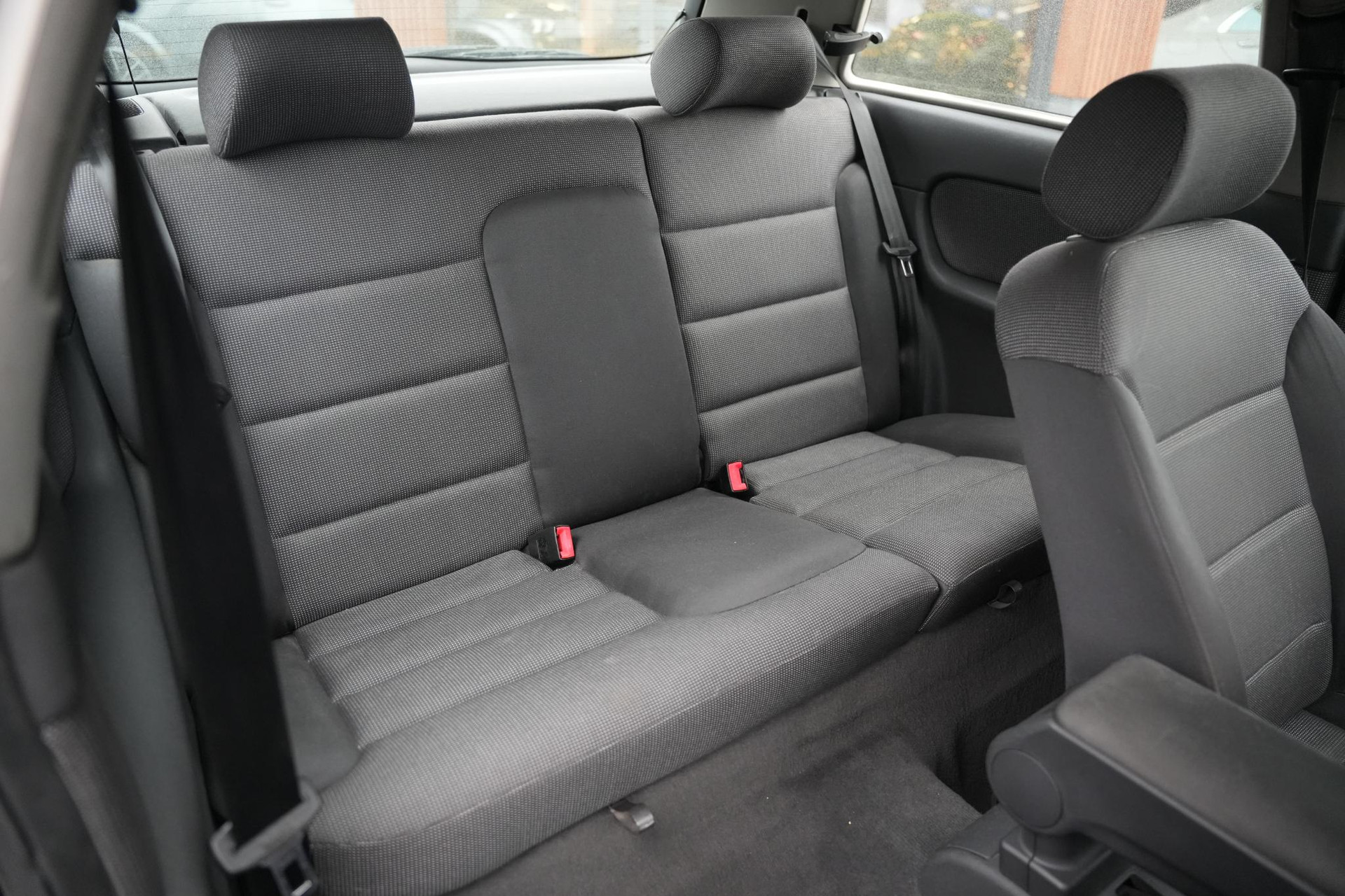 Audi A3 1.6 Attraction 2001 Ebonyzwart pareleffect 6