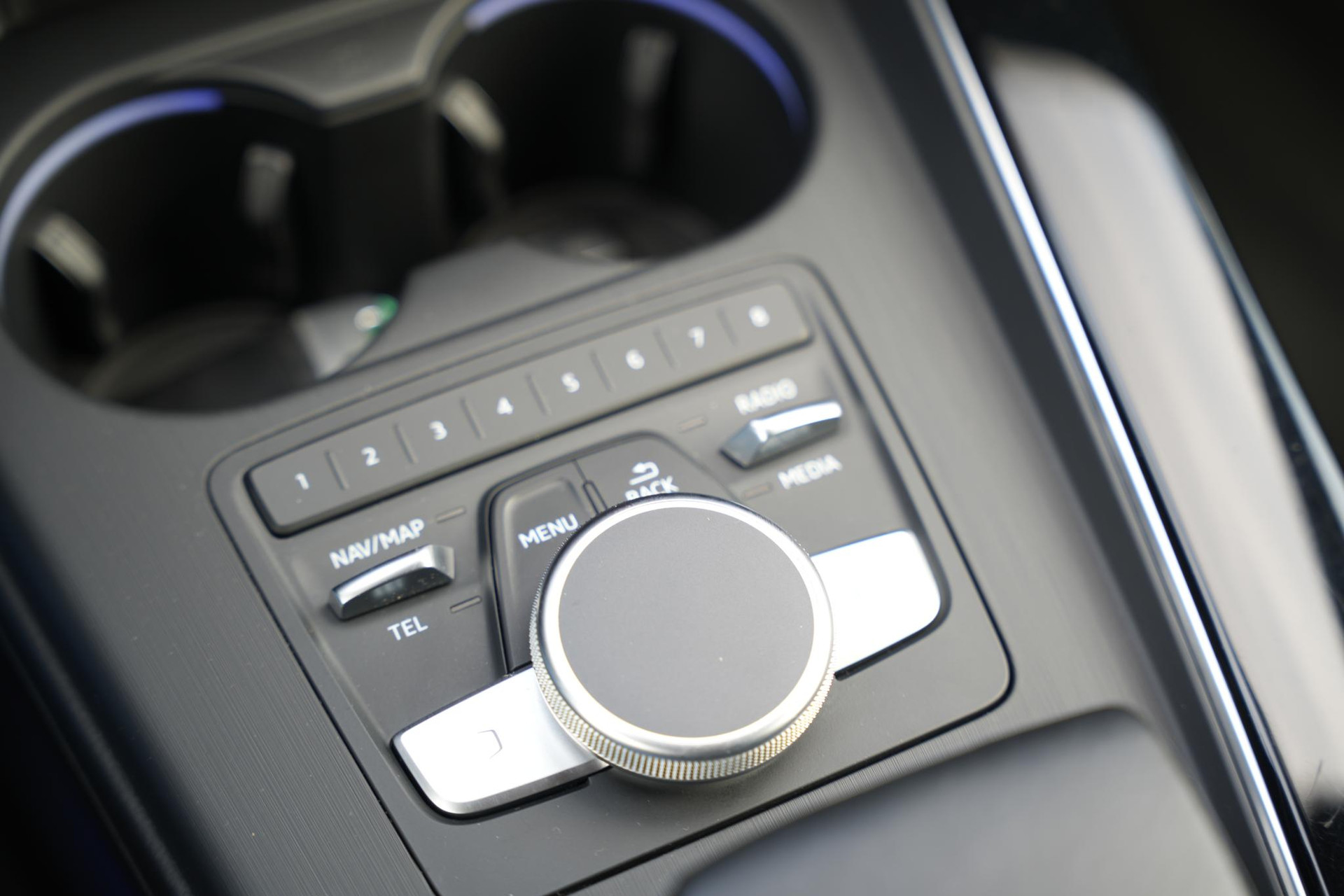 Audi A4 Avant 3.0 TDI 2016 Metallic mythical black (0E) 29