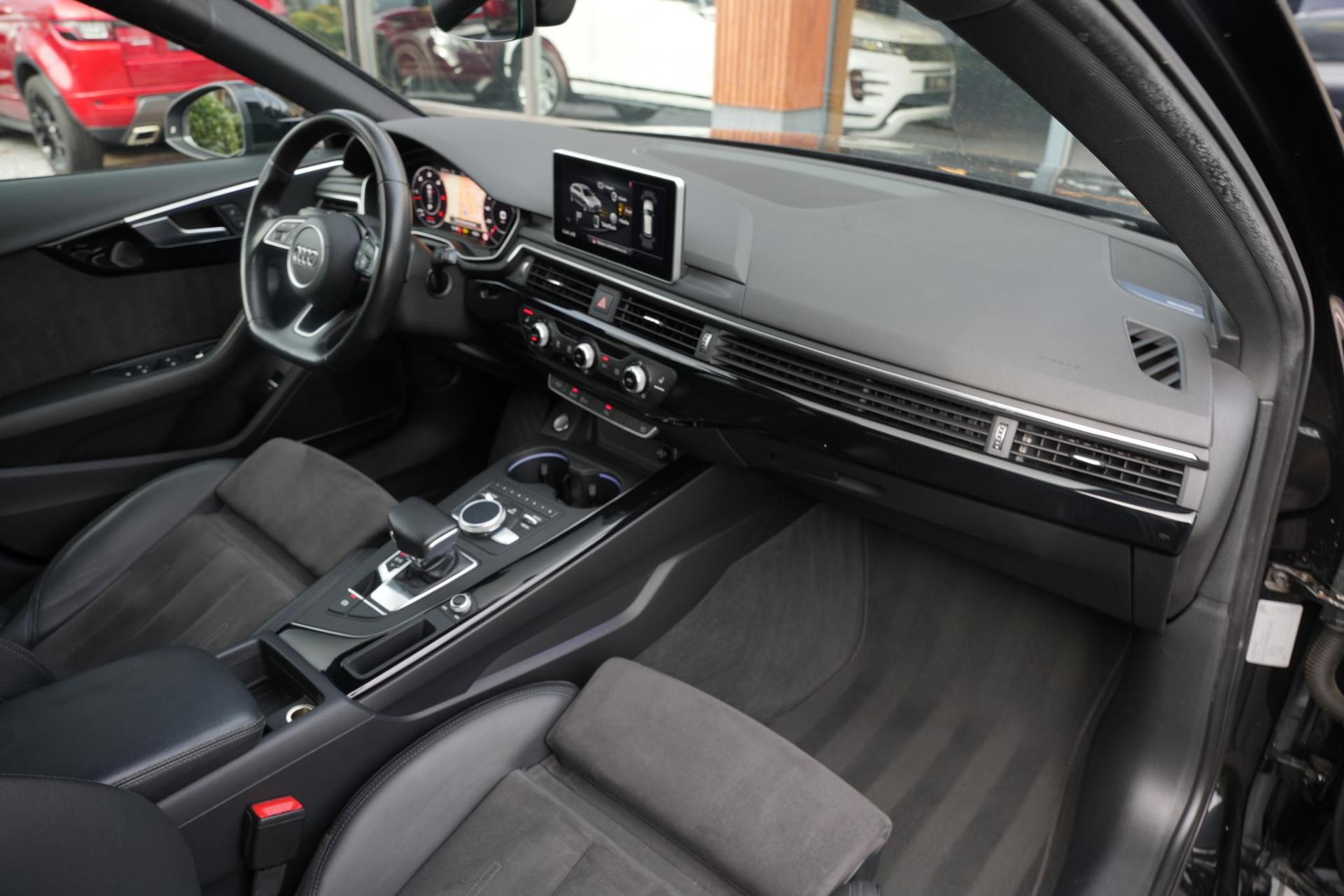 Audi A4 Avant 3.0 TDI 2016 Metallic mythical black (0E) 6