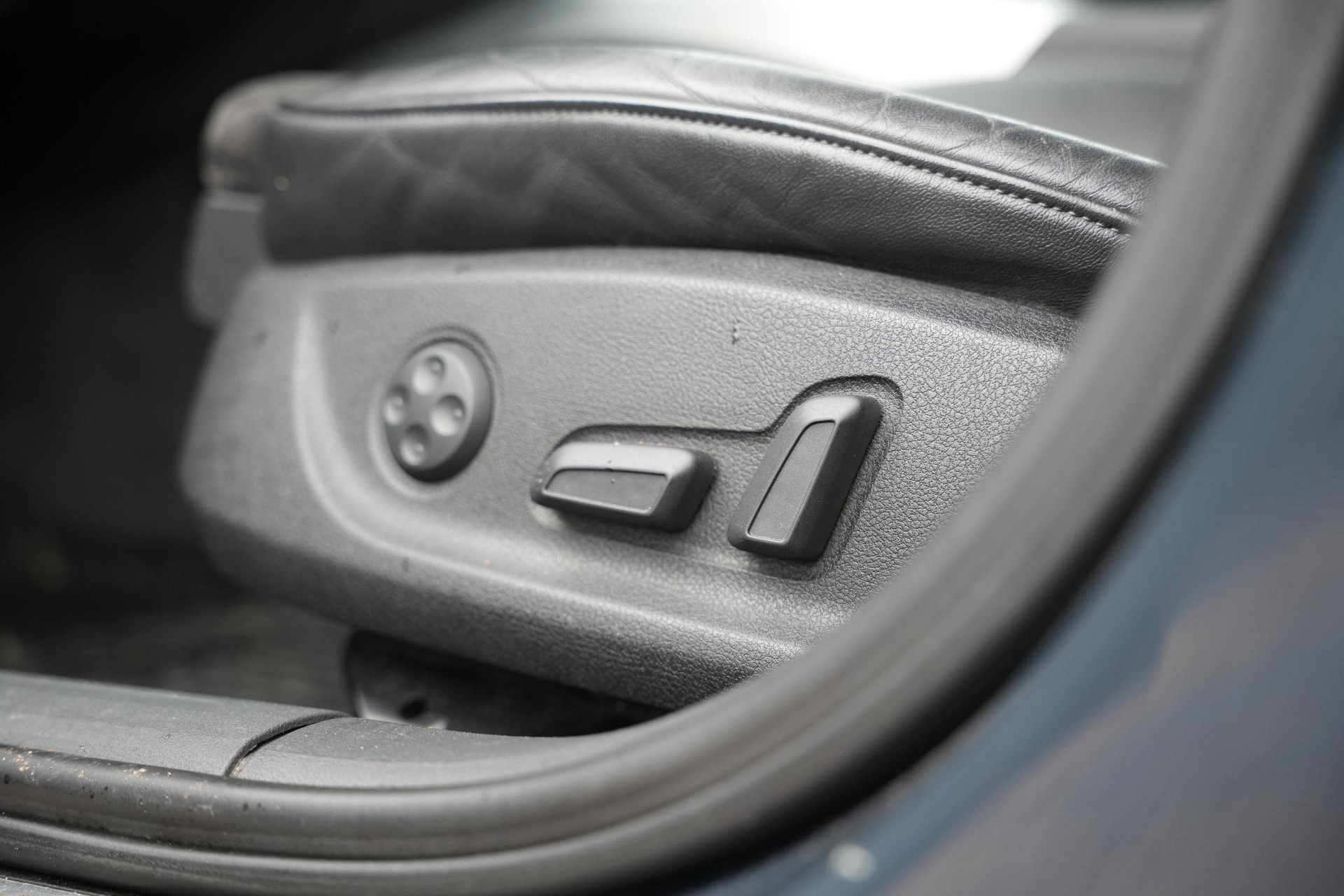 Audi A4 Avant 3.0 TFSI S4 quattro Pro Line 2013 (Q0) 22