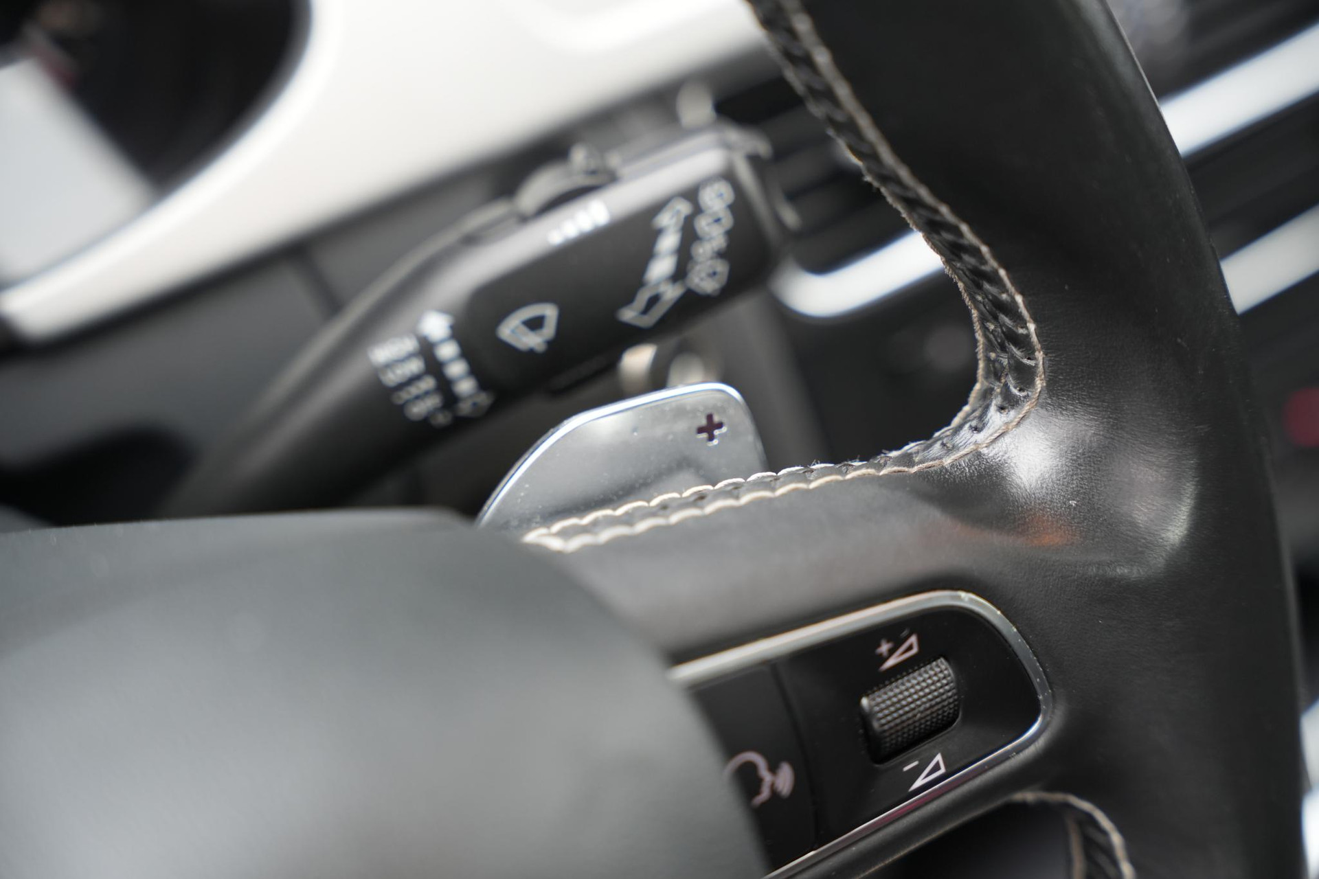 Audi A4 Avant 3.0 TFSI S4 quattro Pro Line 2013 (Q0) 25