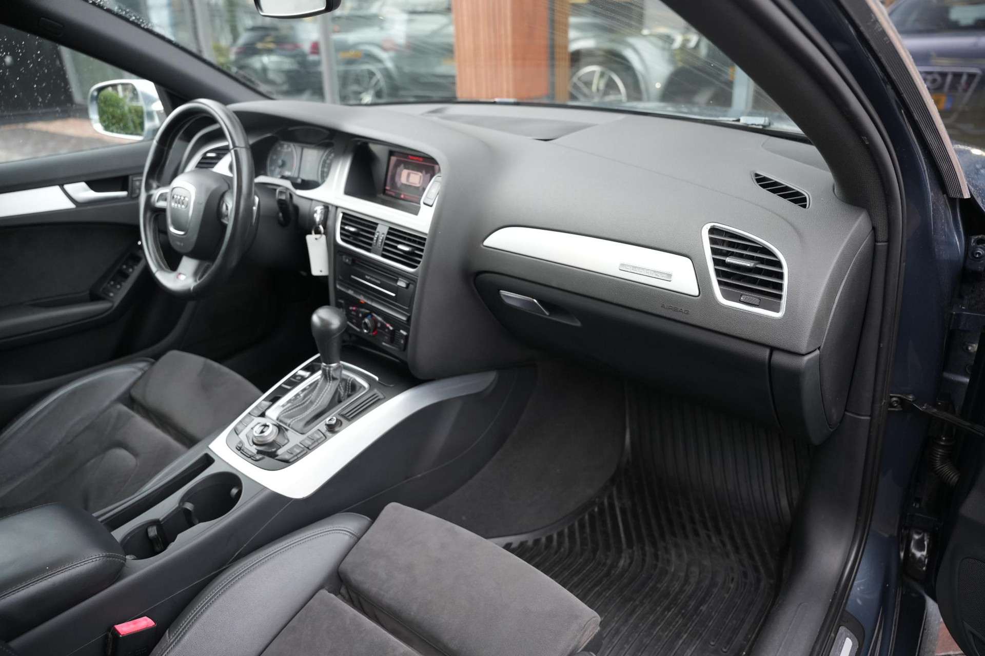 Audi A4 Avant 3.0 TFSI S4 quattro Pro Line 2013 (Q0) 28