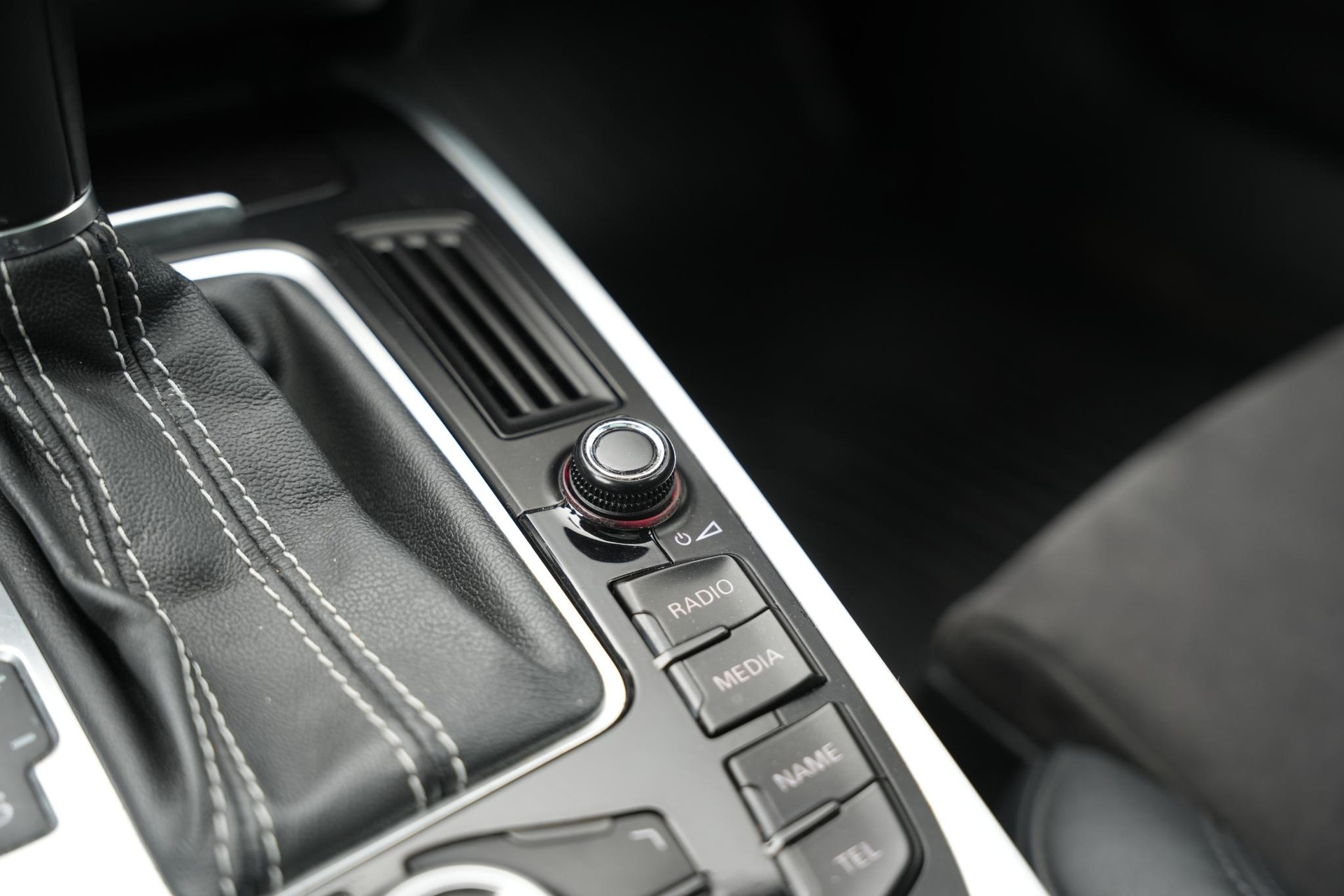 Audi A4 Avant 3.0 TFSI S4 quattro Pro Line 2013 (Q0) 36